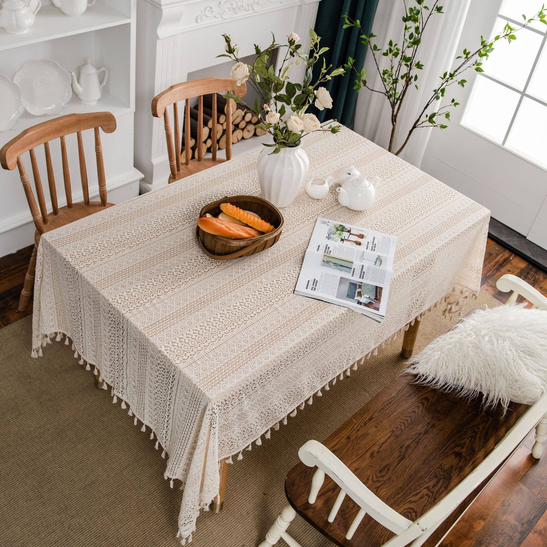 CROCHET HOLLOW TABLECLOTHS WITH TASSELS_CWMM0021