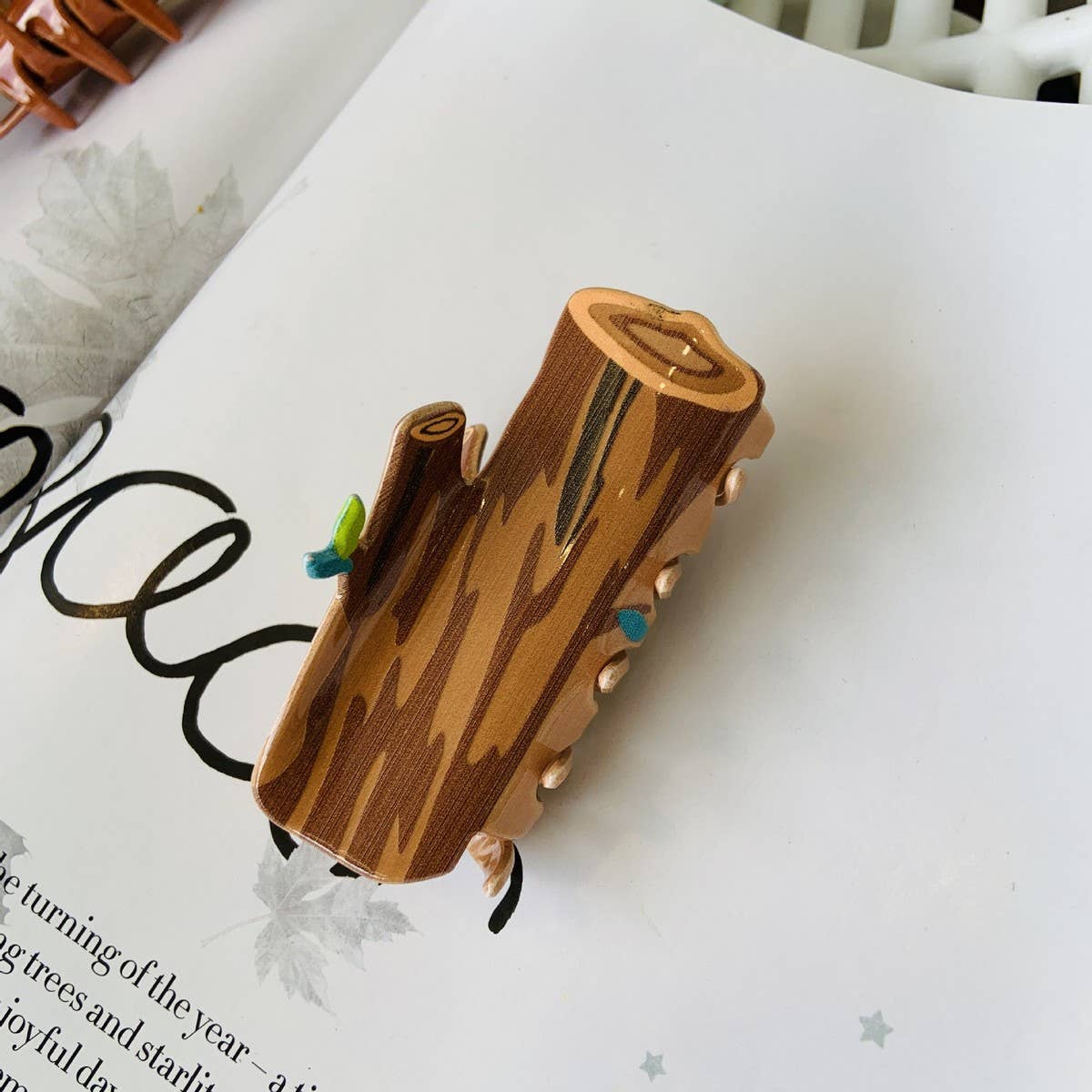 Cwaha4458_ Simple Cute Animal Shark Clip Hairpin