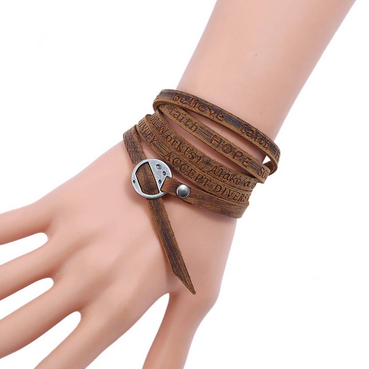 NEW FIVE CIRCLE EMBOSSED LEATHER BRACELET_CWMM4456