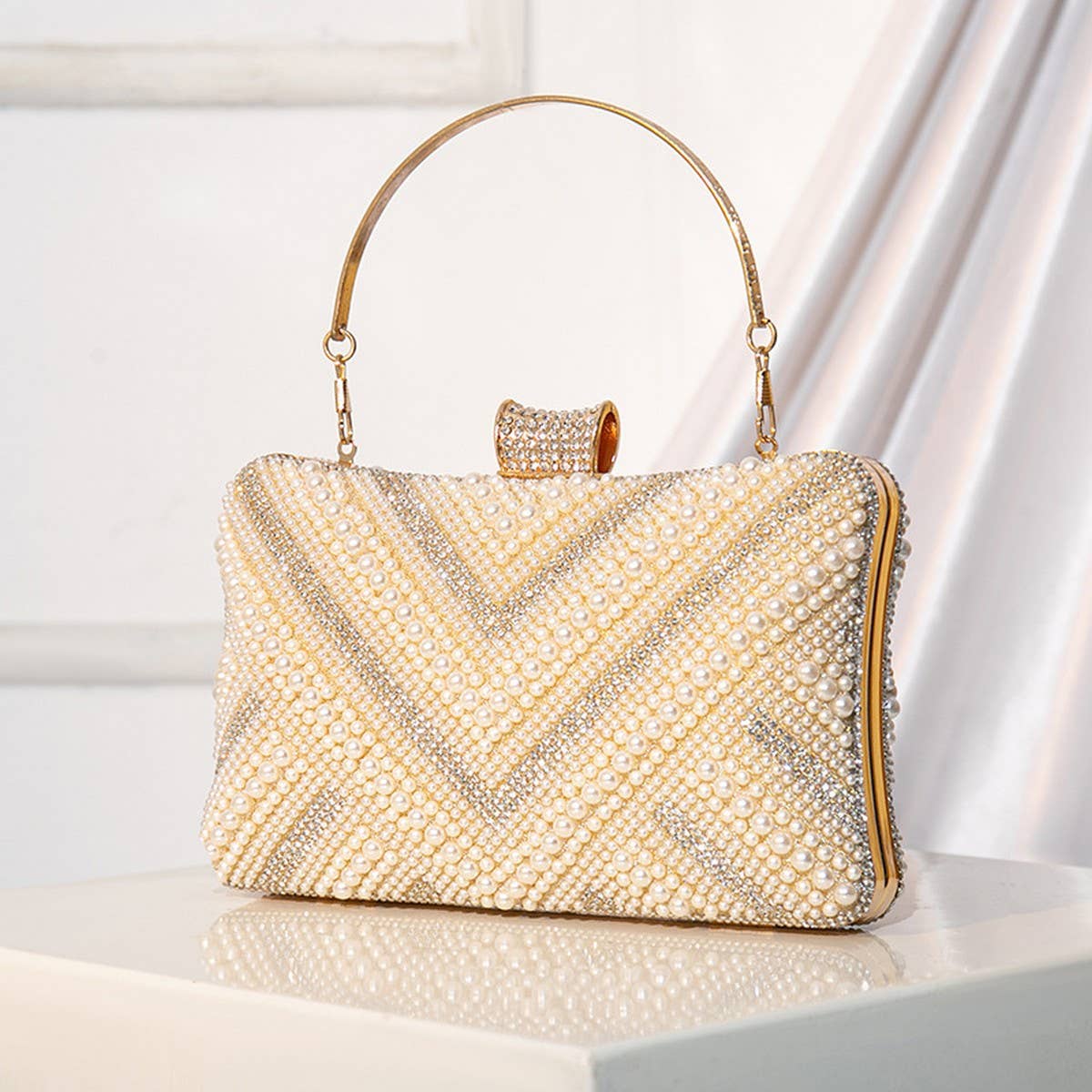 NEW HAND BEADED PEARL BANQUET CLUTCH_CWAB2486