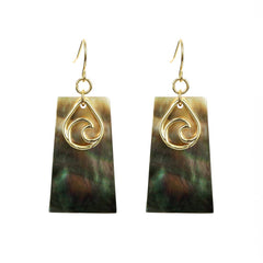 FASHIONABLE BLACK SHELL TRAPEZOID EARRINGS_CWMM4269
