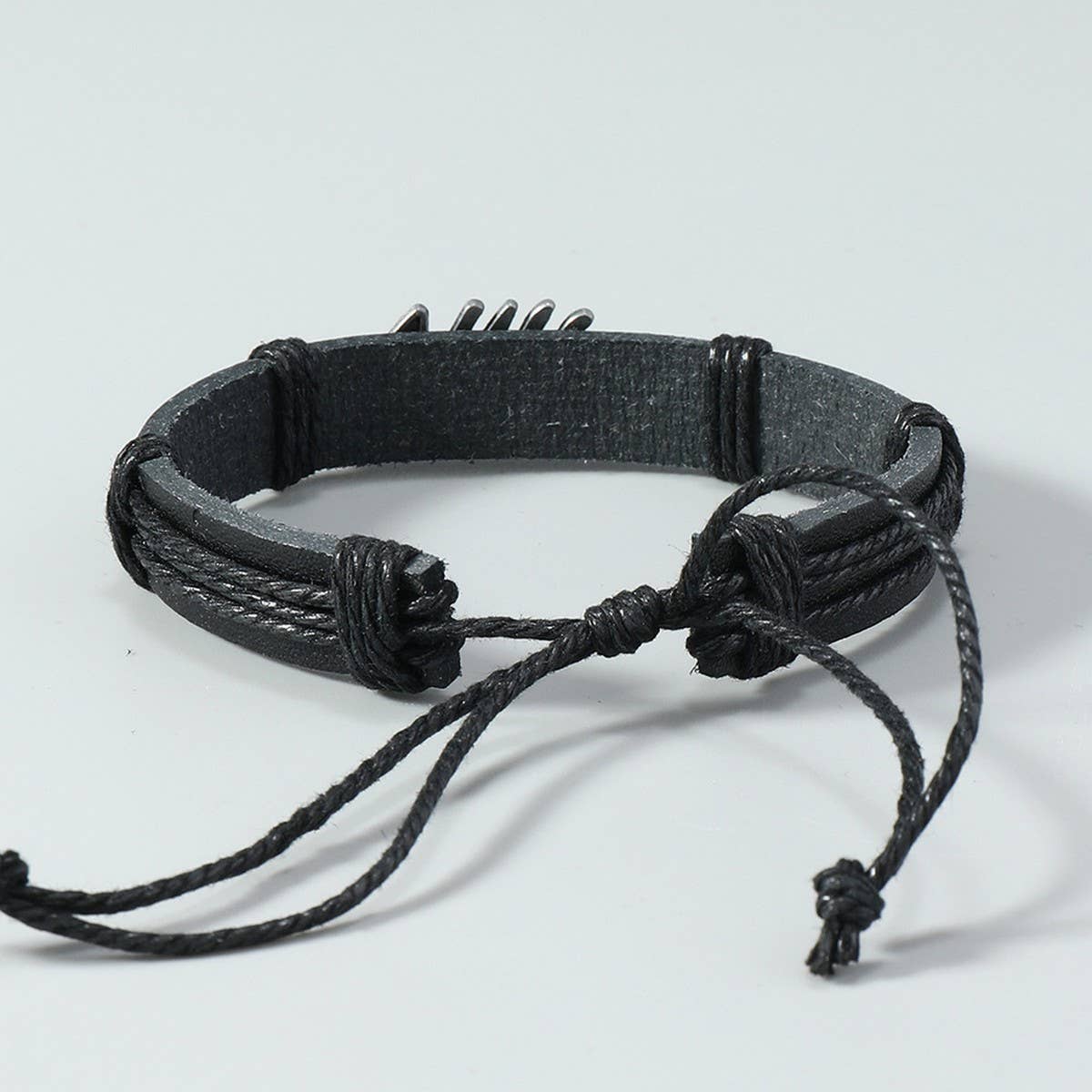 SIMPLE HAND WOVEN VINTAGE LEATHER BRACELET_CWMM4530