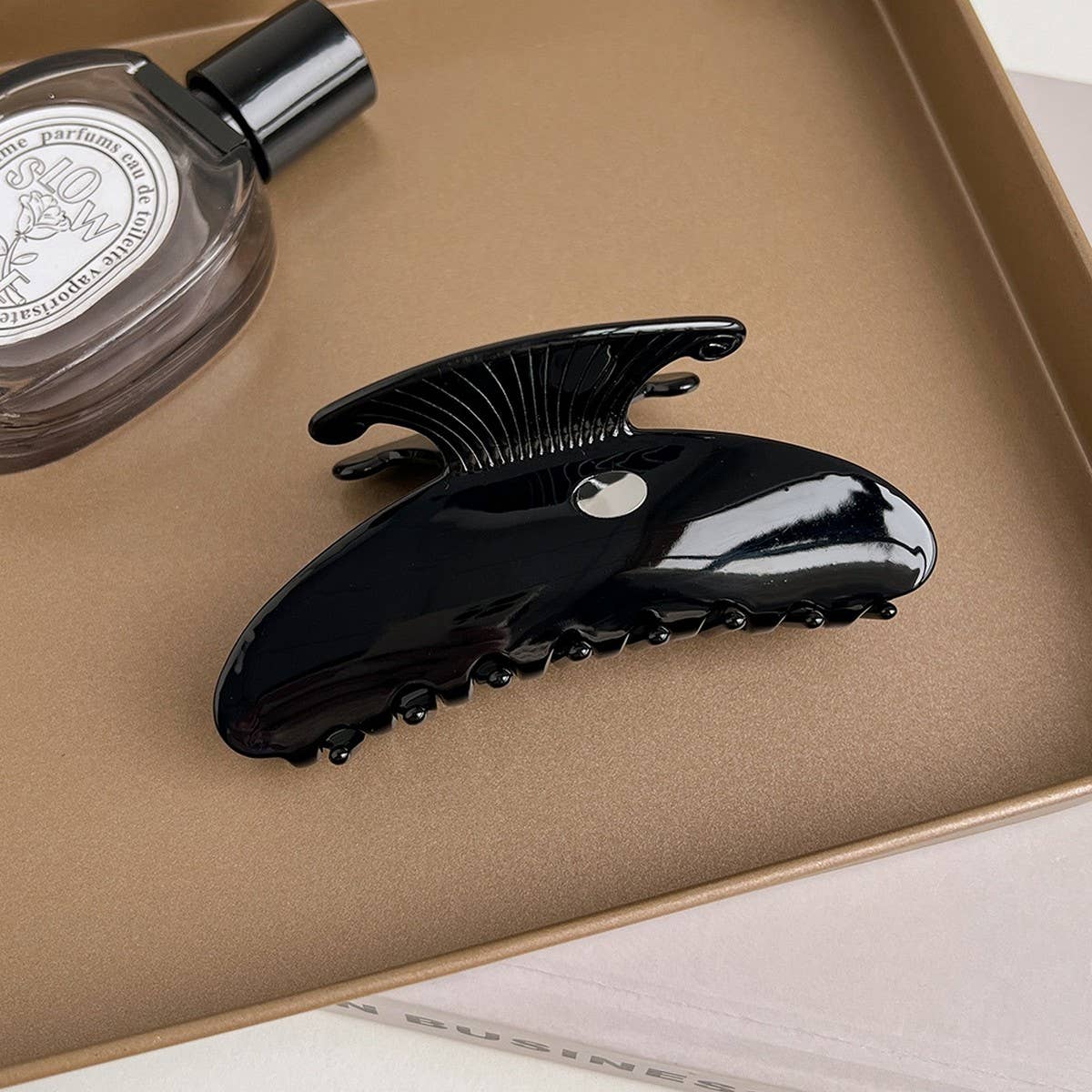 MERMAID TAIL CLAW CLIP ELEGANT NO CREASE GRIP_CWAHA6007