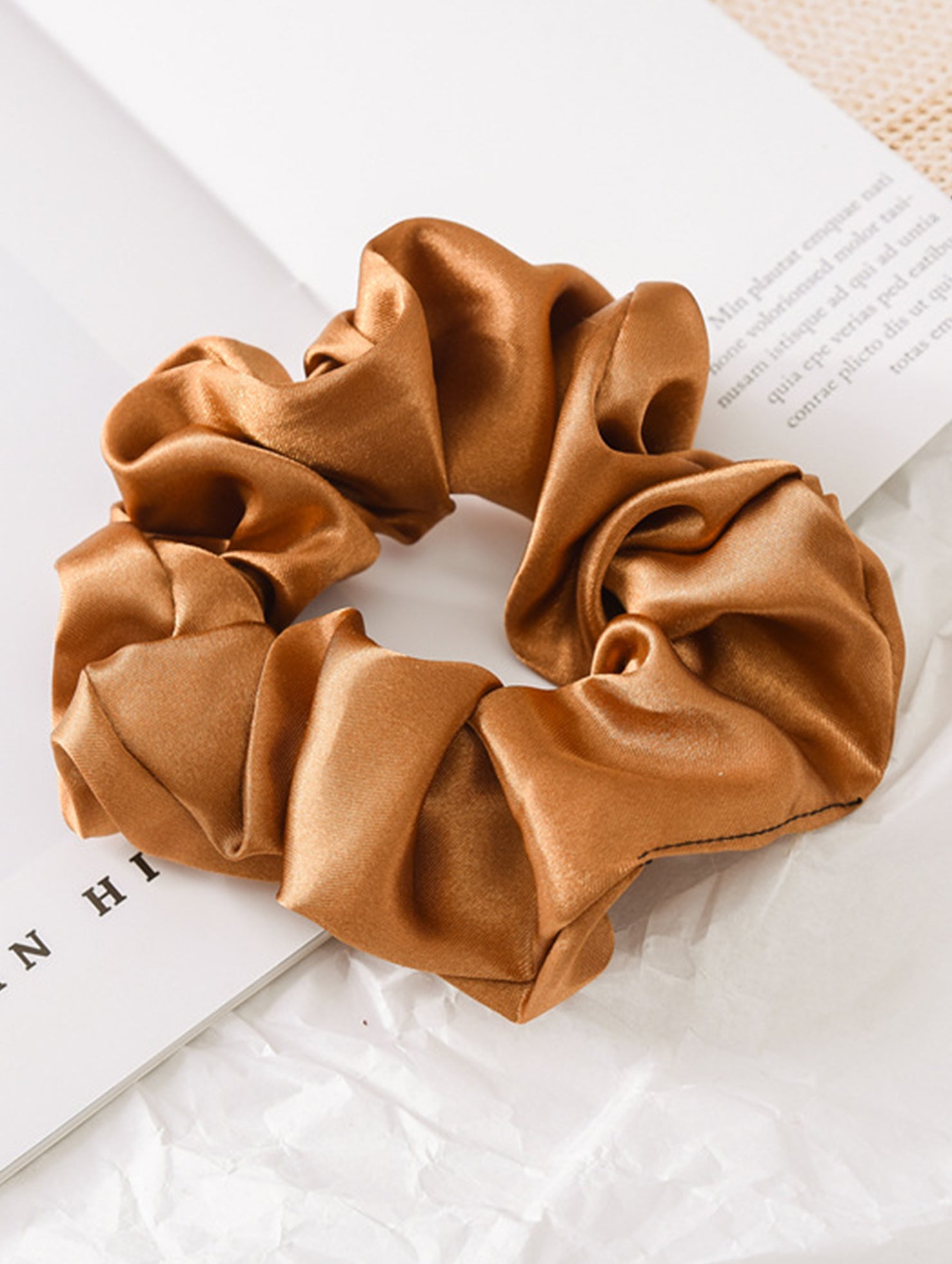 Satin fabric scrunchies simple and versatile hair tie_CWAHA0343