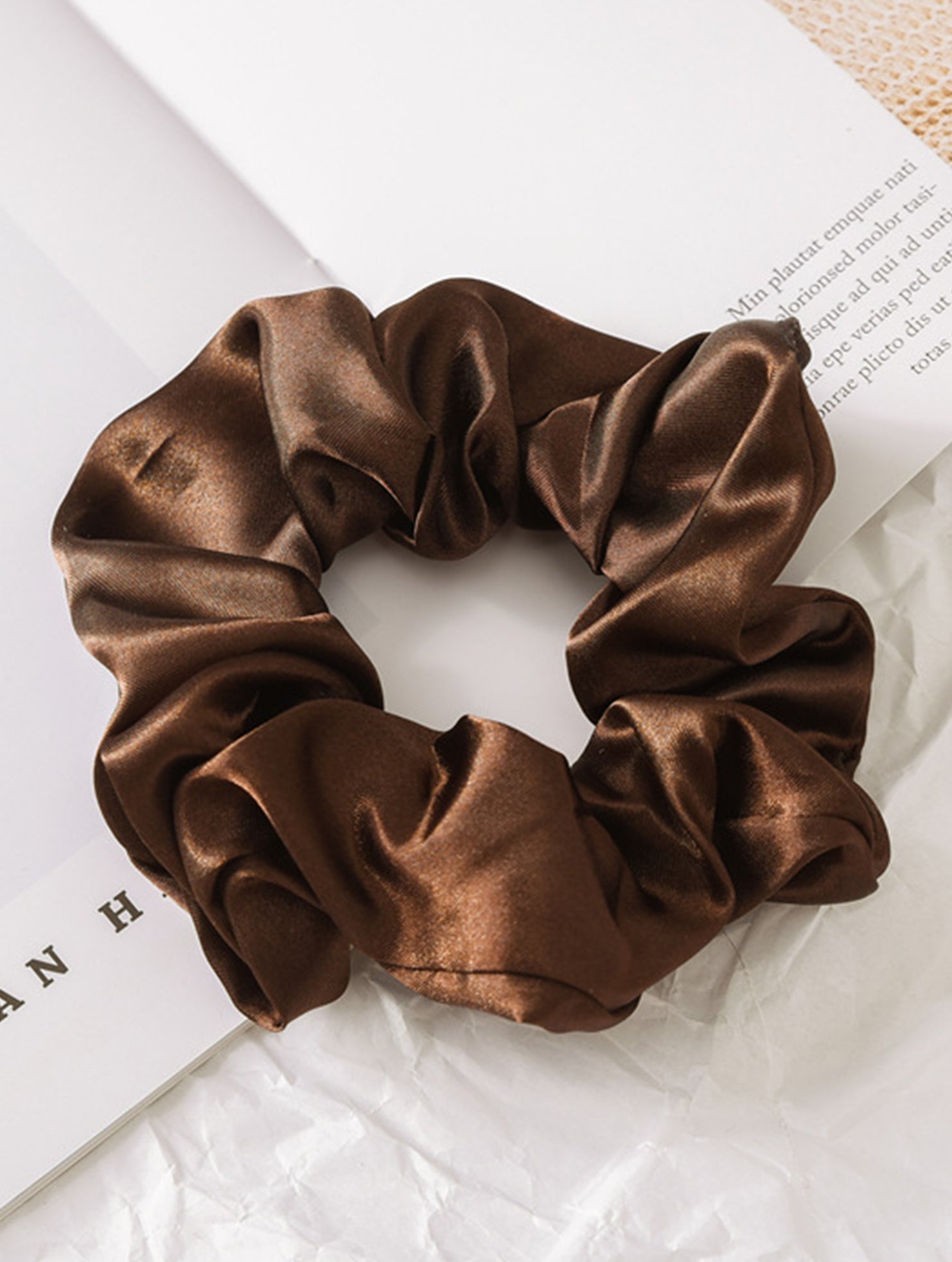 Satin fabric scrunchies simple and versatile hair tie_CWAHA0343