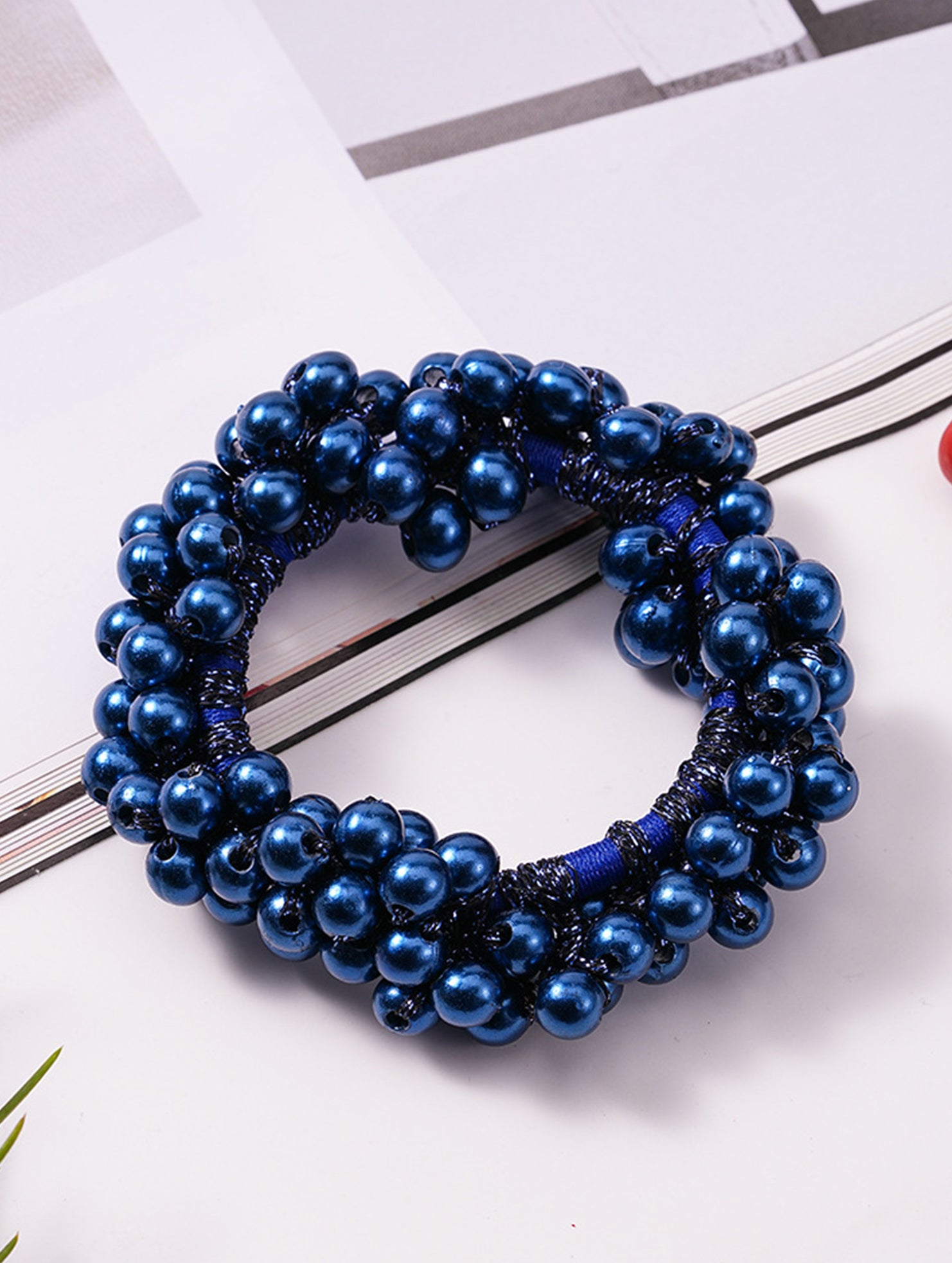 2-in-1 Pearl Hair Band & Bracelet_CWAHA07284