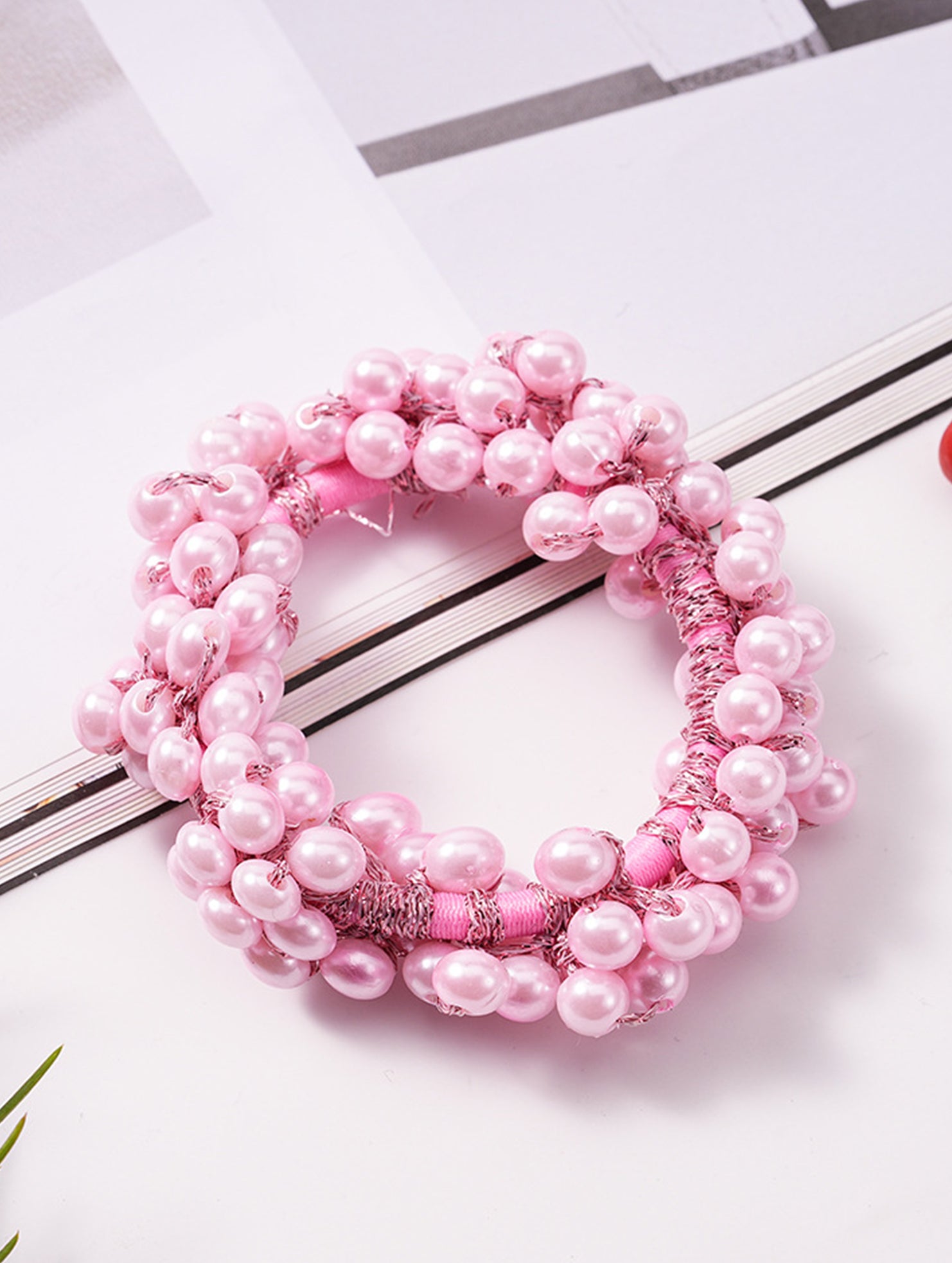 2-in-1 Pearl Hair Band & Bracelet_CWAHA07284