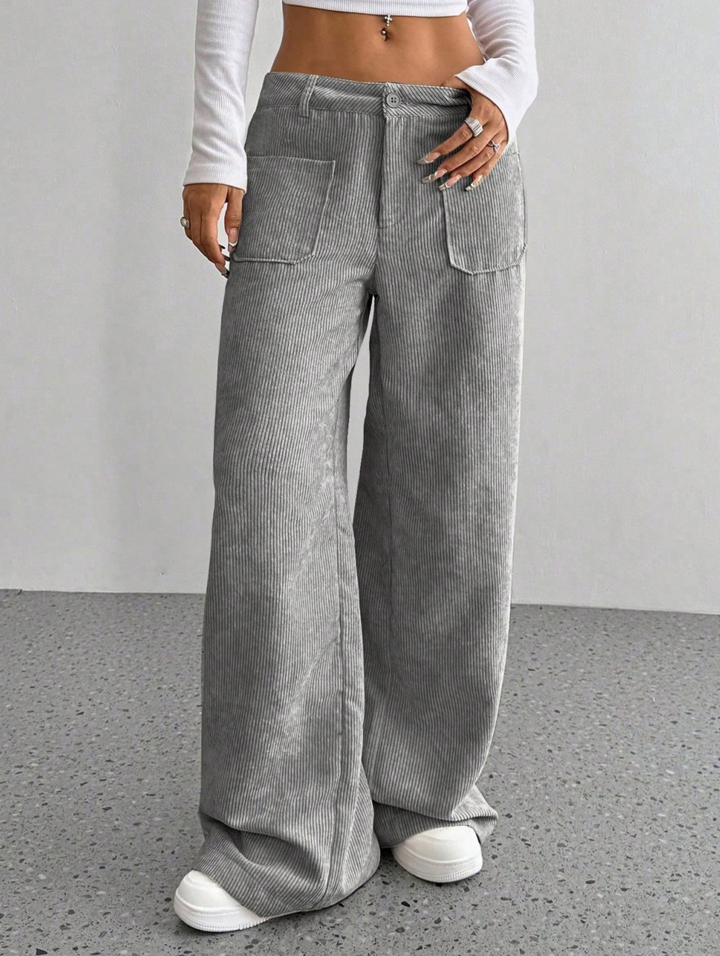 Solid color floor-length wide-leg pants