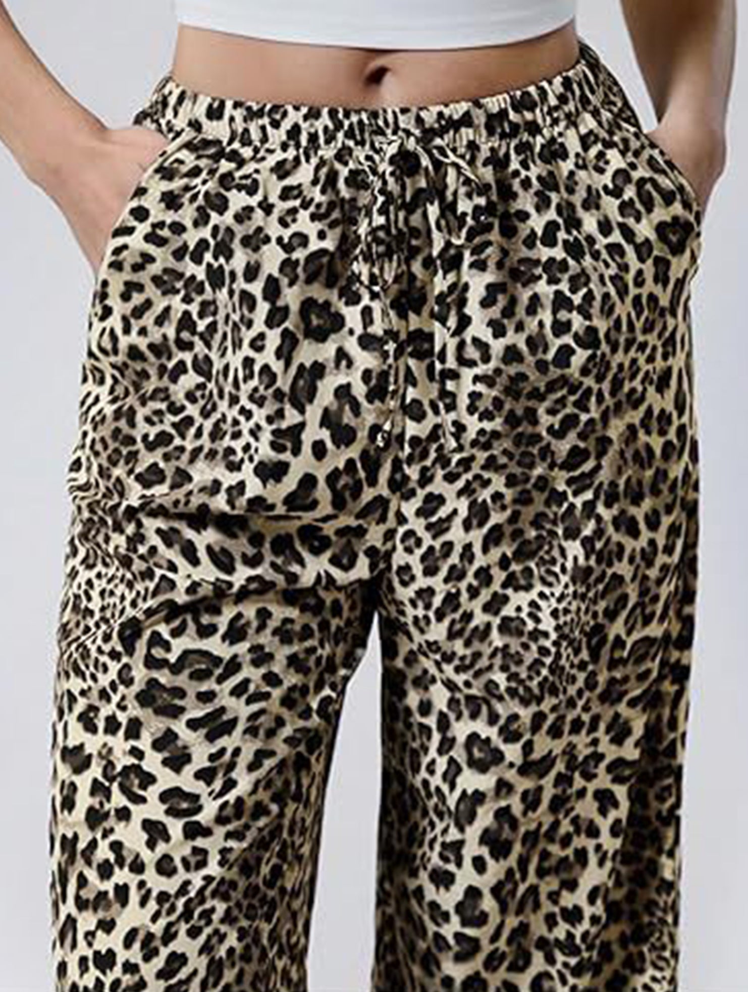 Versatile leopard print low-rise casual pants
