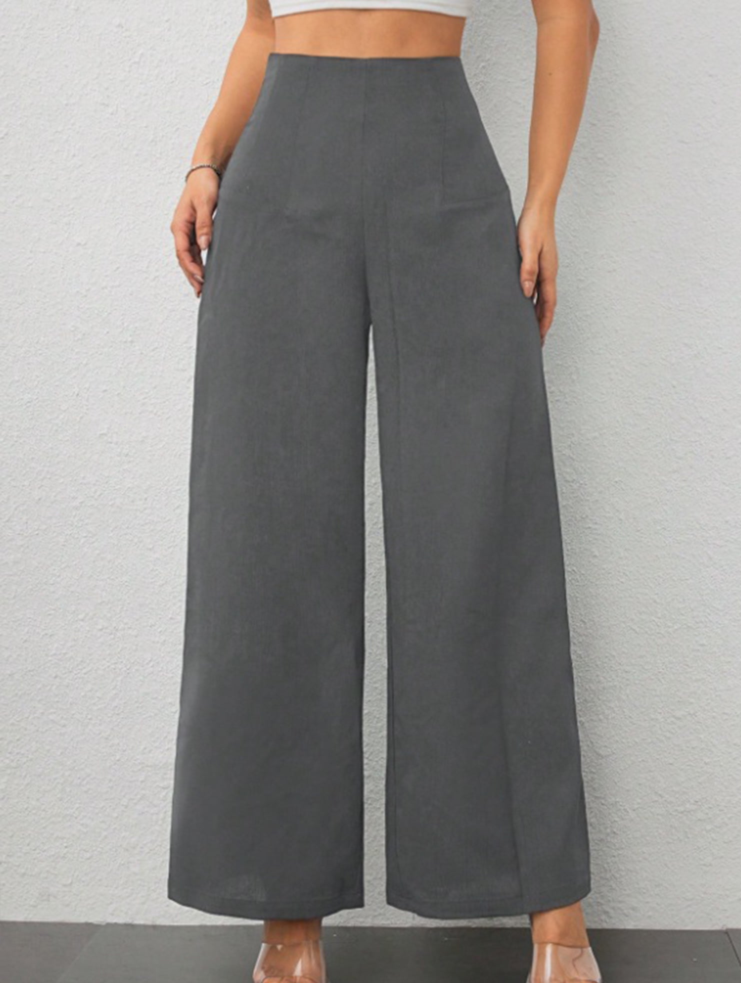 Slimming wide-leg pants for commuting