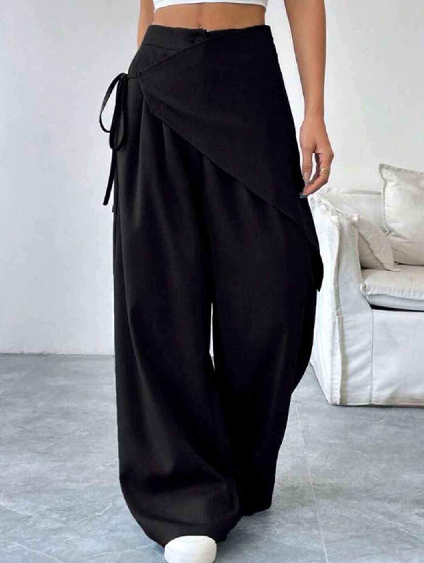Loose-fitting, slimming, irregular wide-leg pants