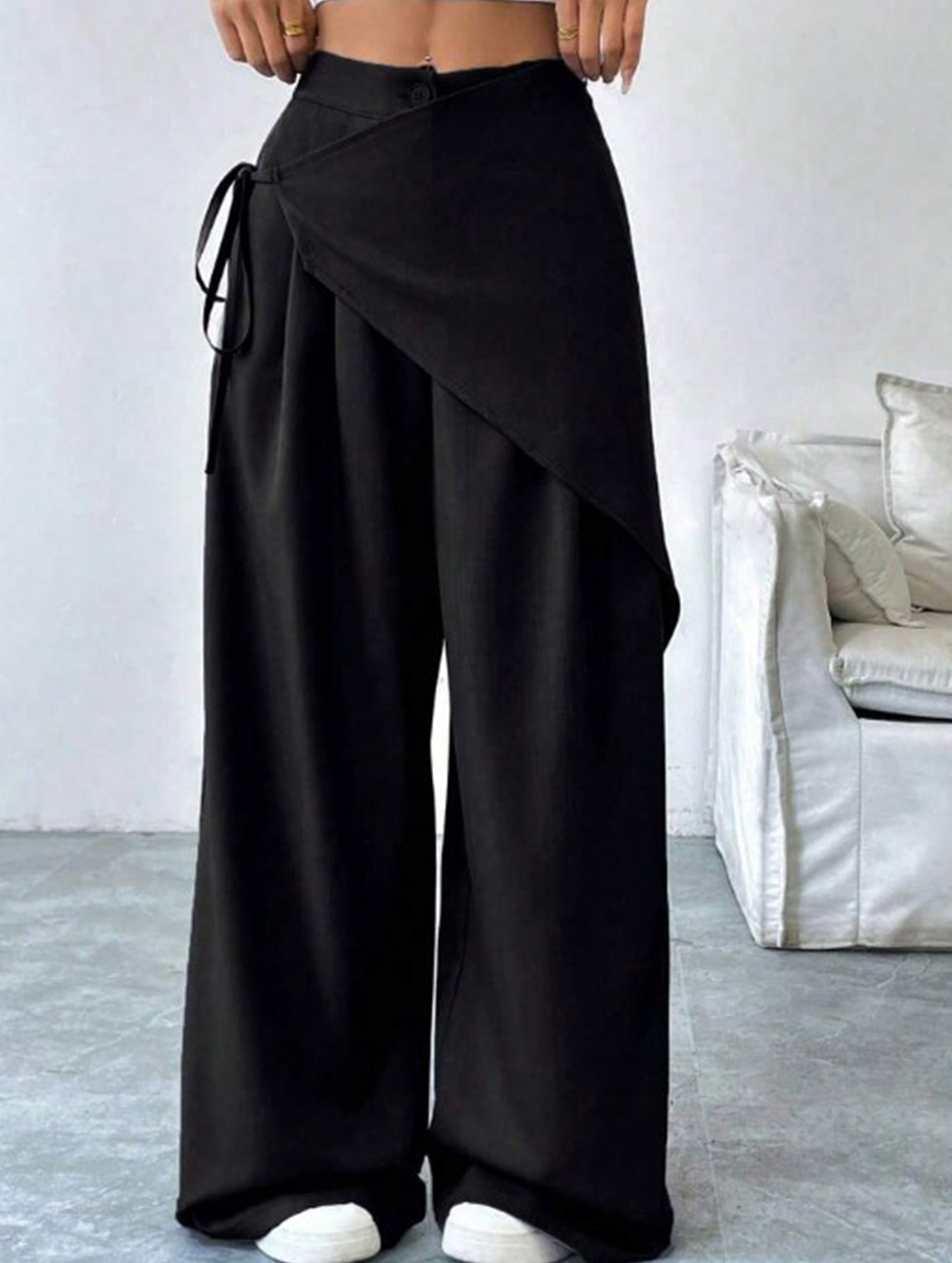 Loose-fitting, slimming, irregular wide-leg pants