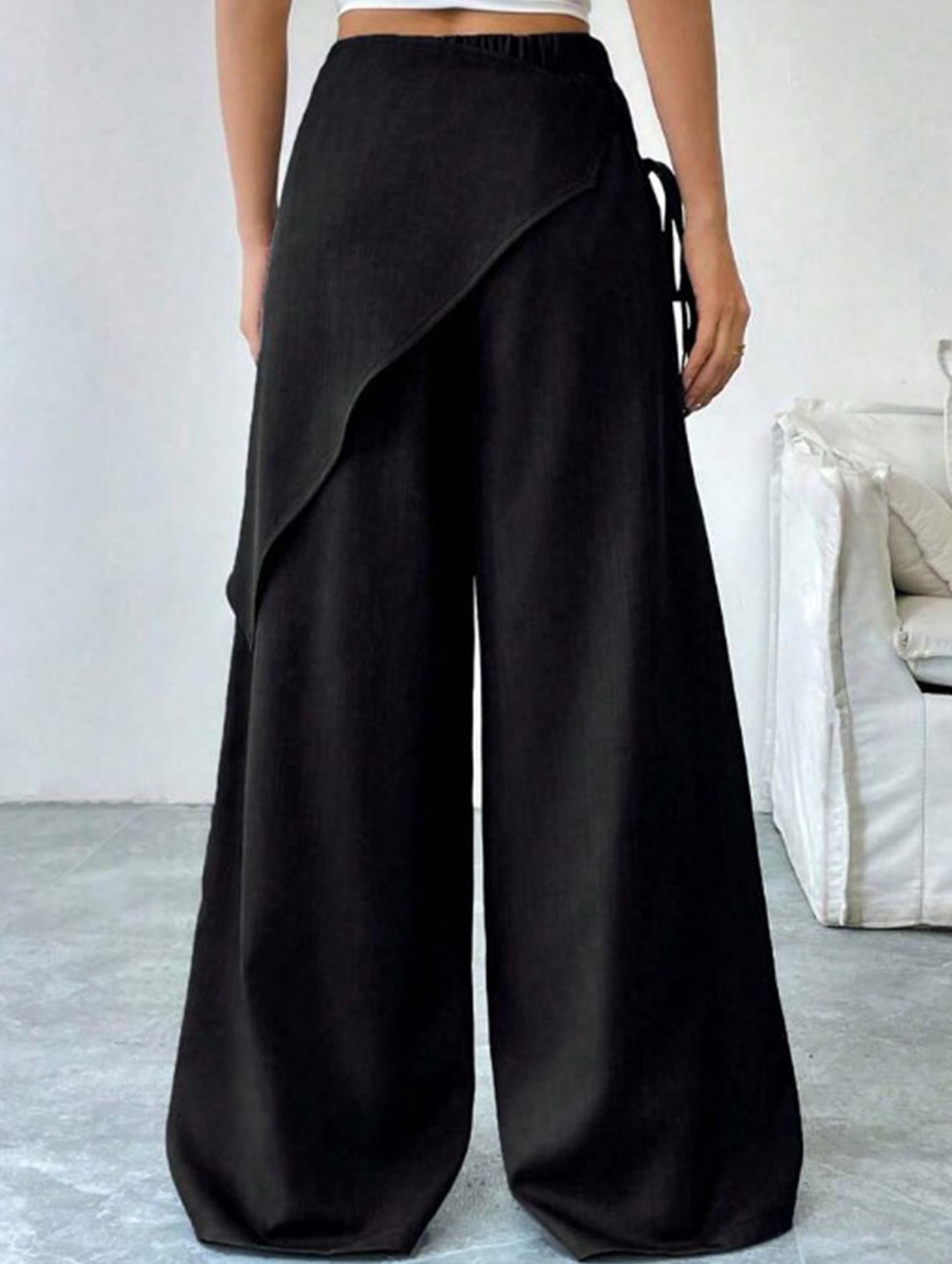 Loose-fitting, slimming, irregular wide-leg pants