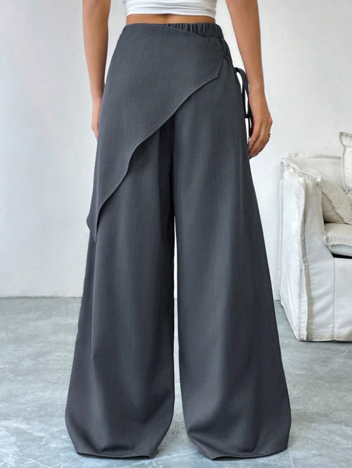 Loose-fitting, slimming, irregular wide-leg pants