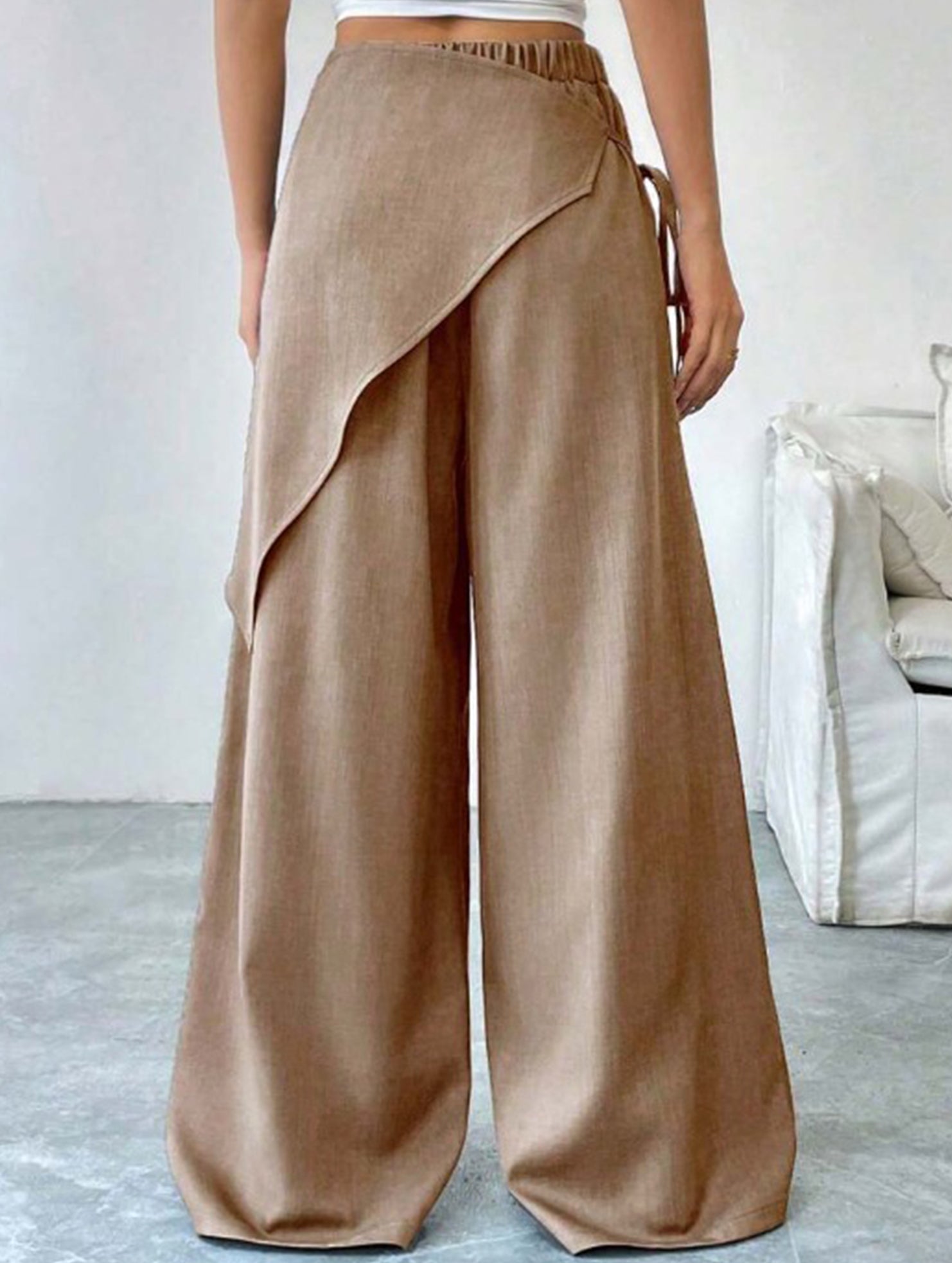 Loose-fitting, slimming, irregular wide-leg pants
