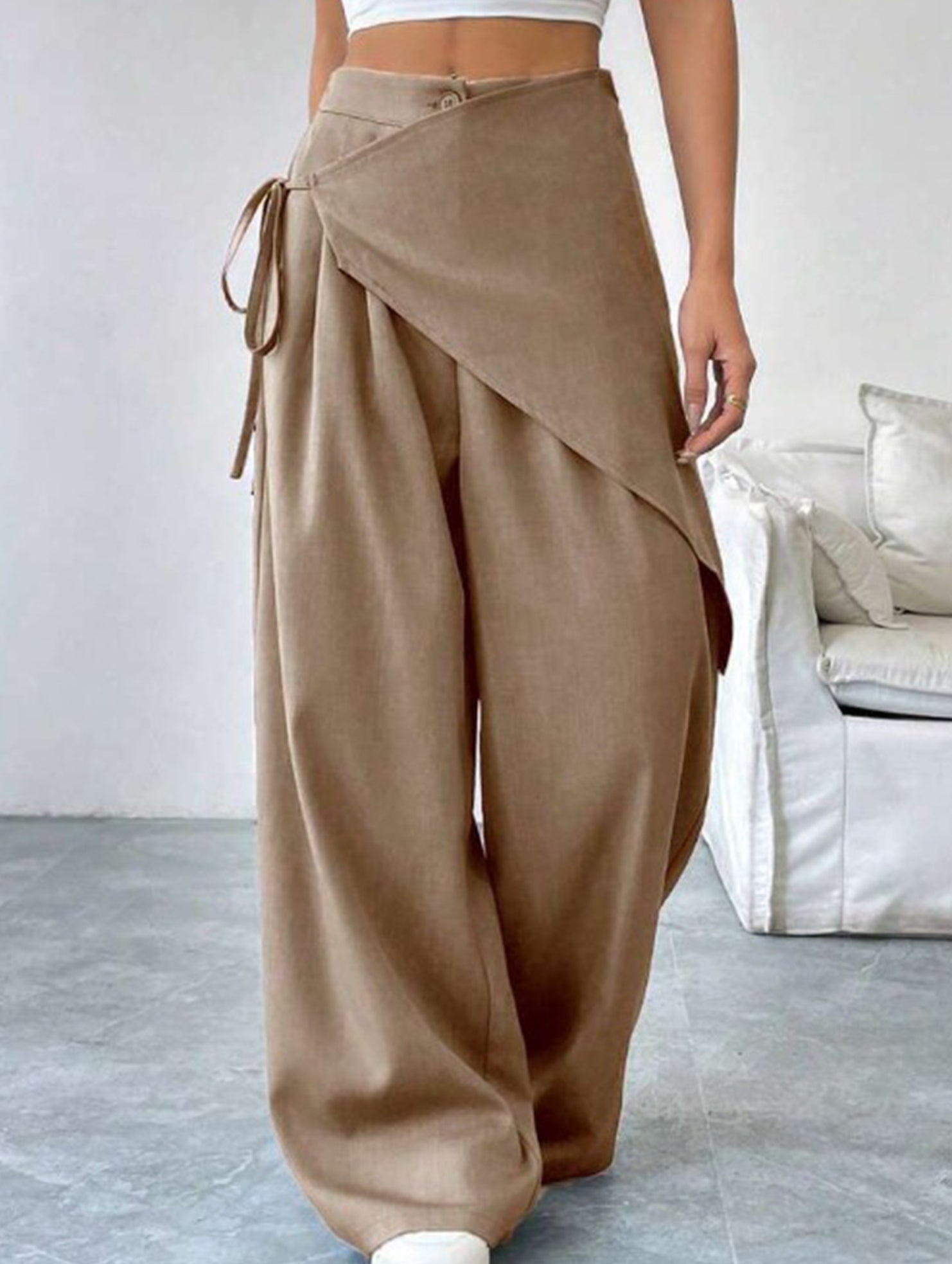 Loose-fitting, slimming, irregular wide-leg pants