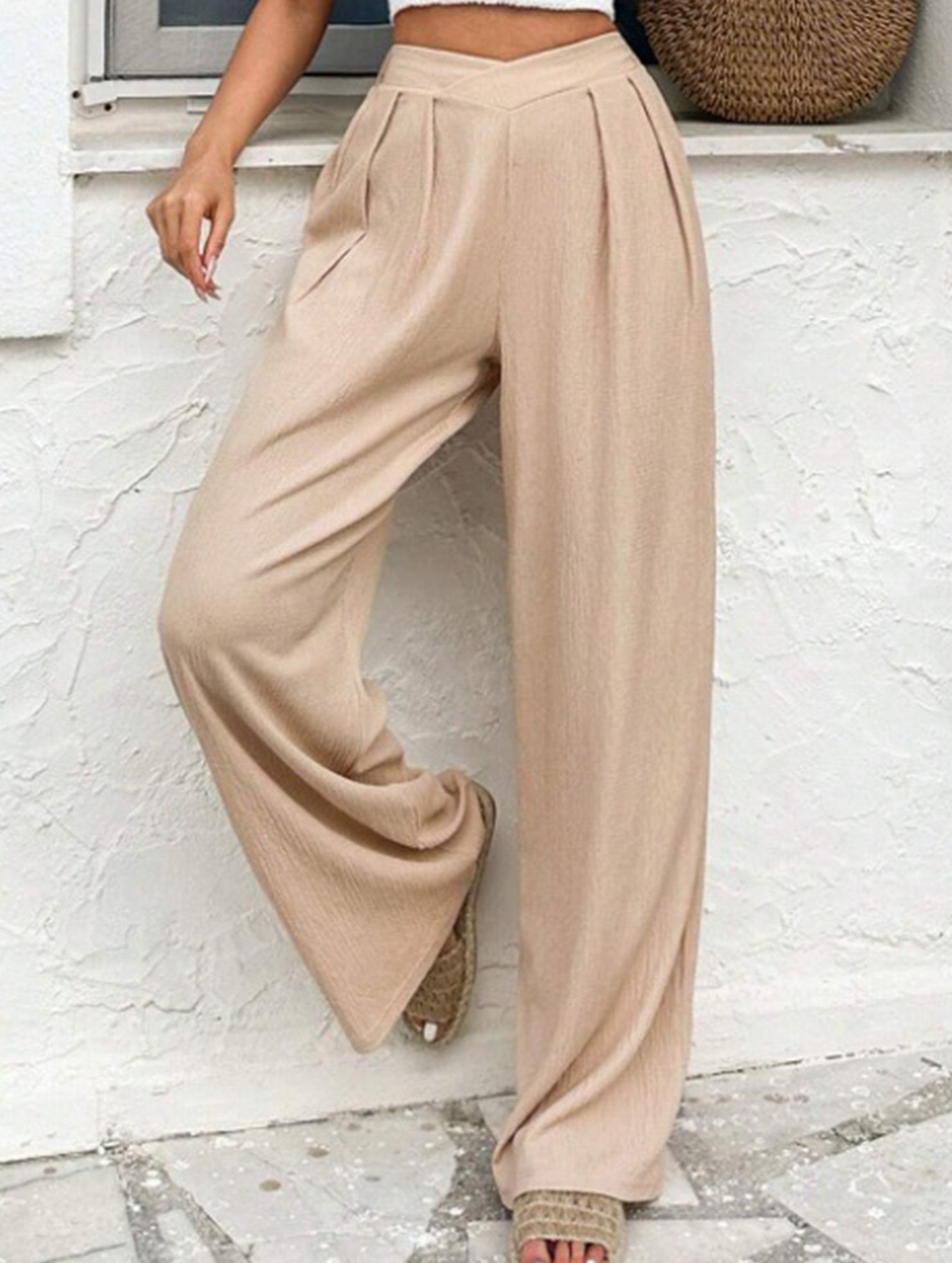 Cross-pleated high-waisted loose-fitting trousers
