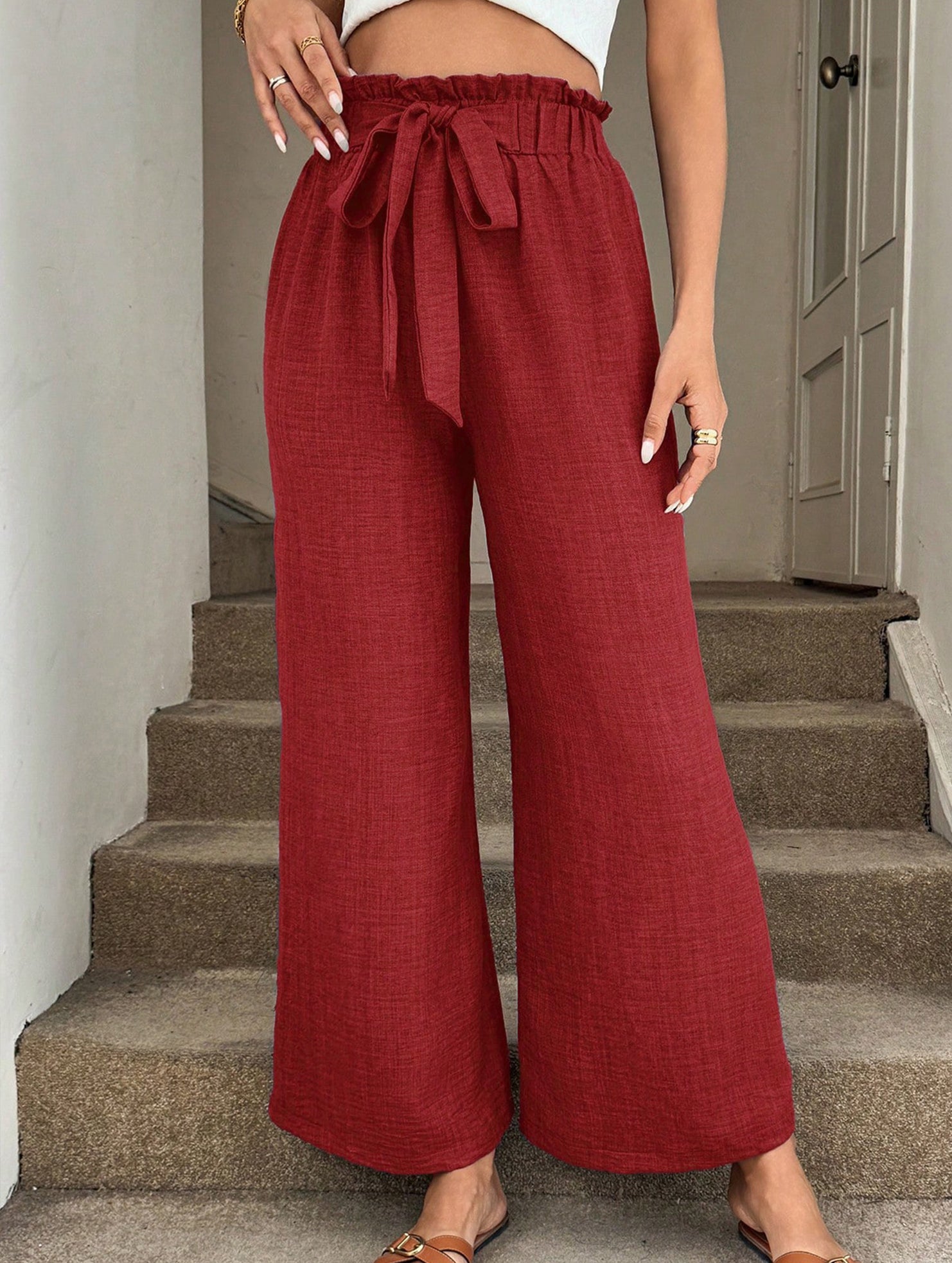 High-waisted, loose-fitting casual pants for women