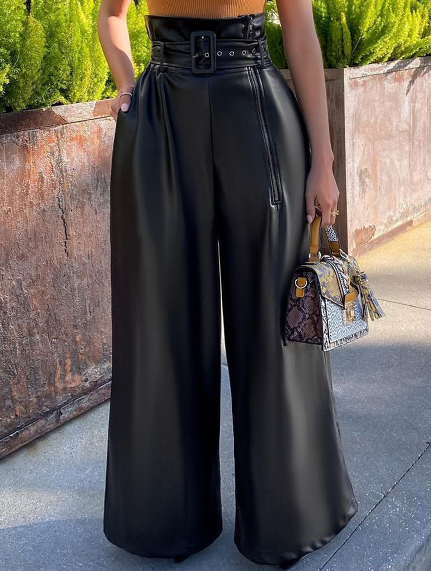 High Waist PU Leather Wide Leg Pants_CWBLP01521