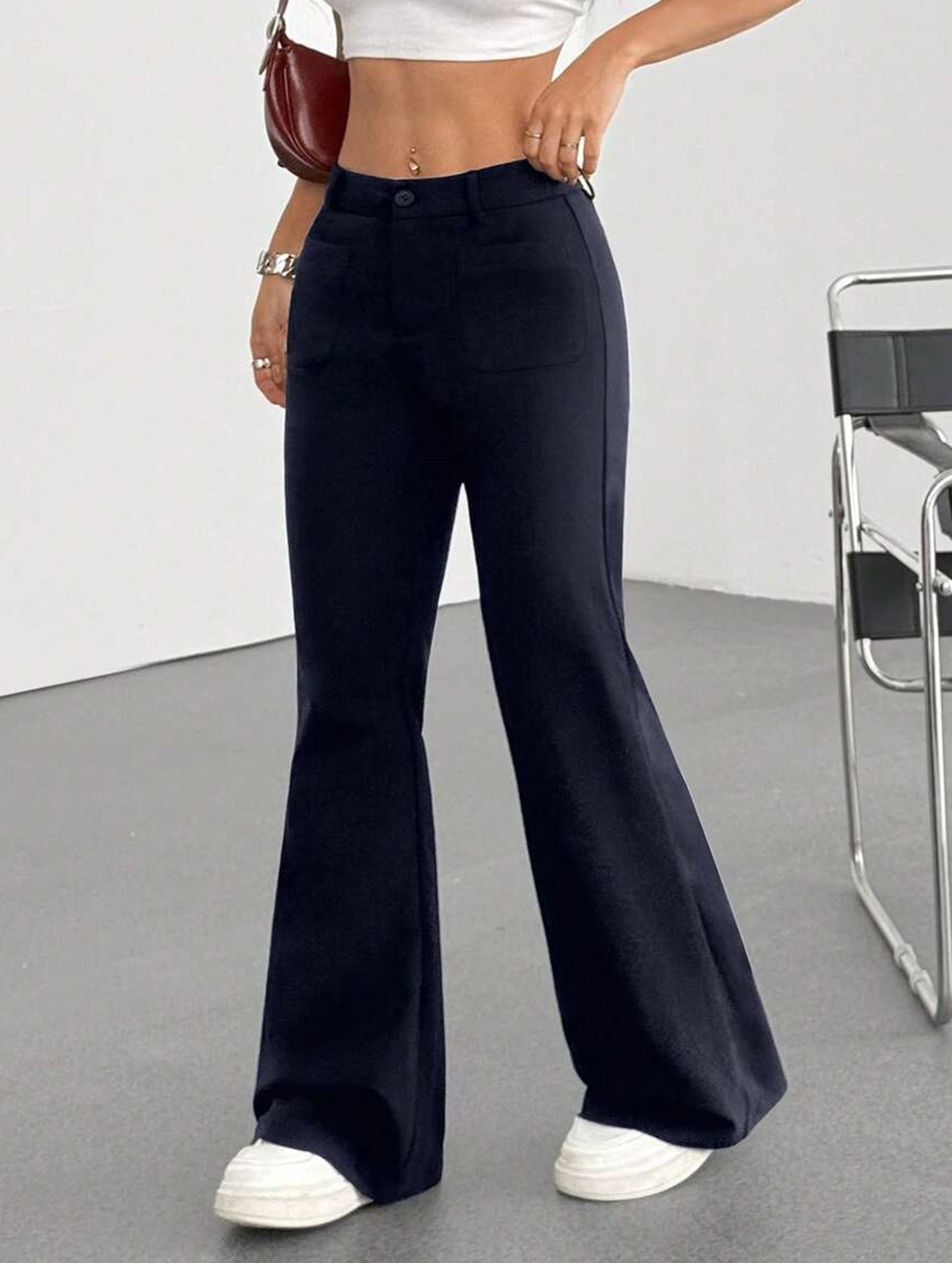 High Waist Slight Flare Pocket Pants_CWBLP01545