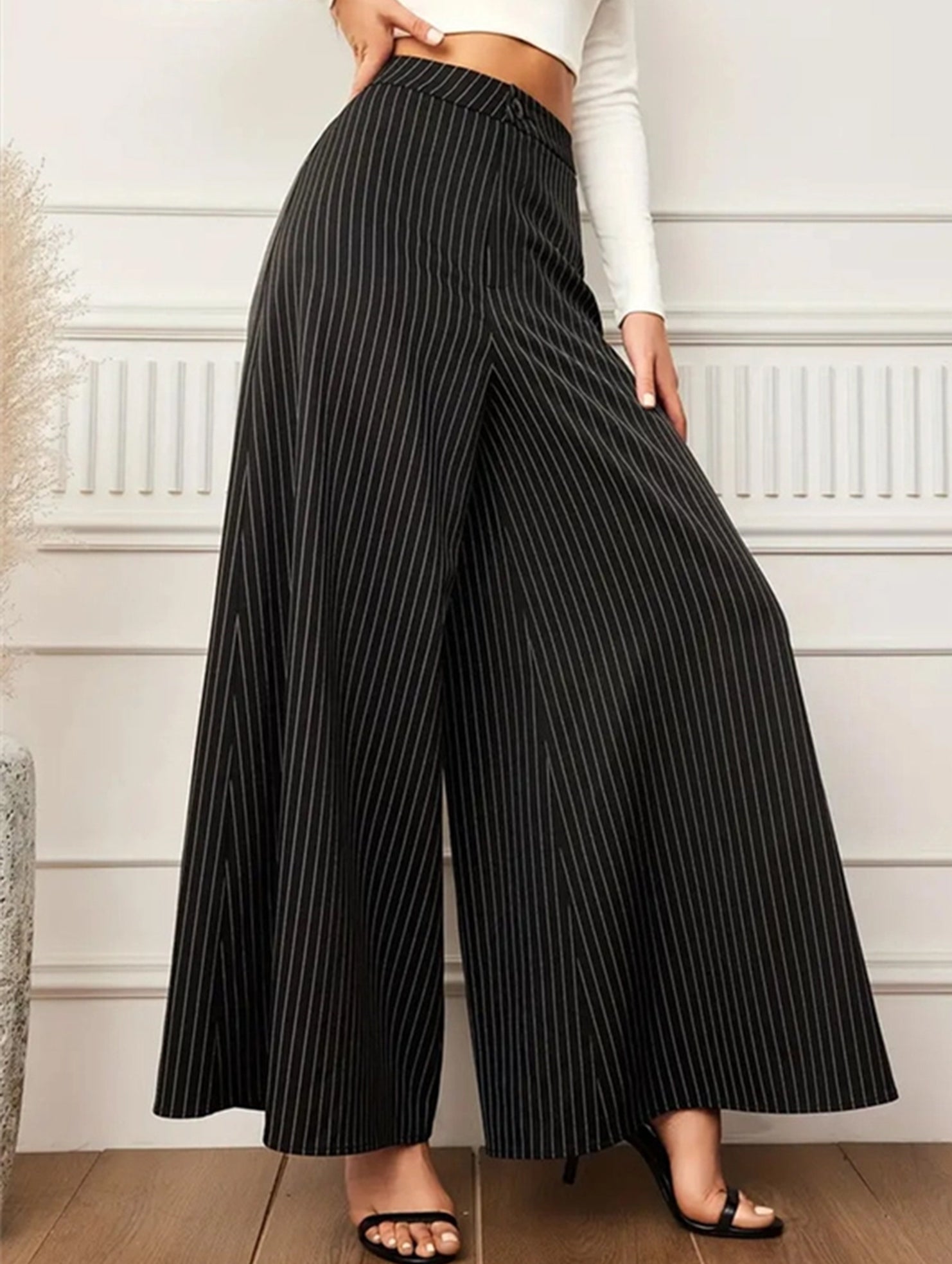 BUTTON-STRIPED BAGGY WIDE-LEG PANTS_CWBLP0680