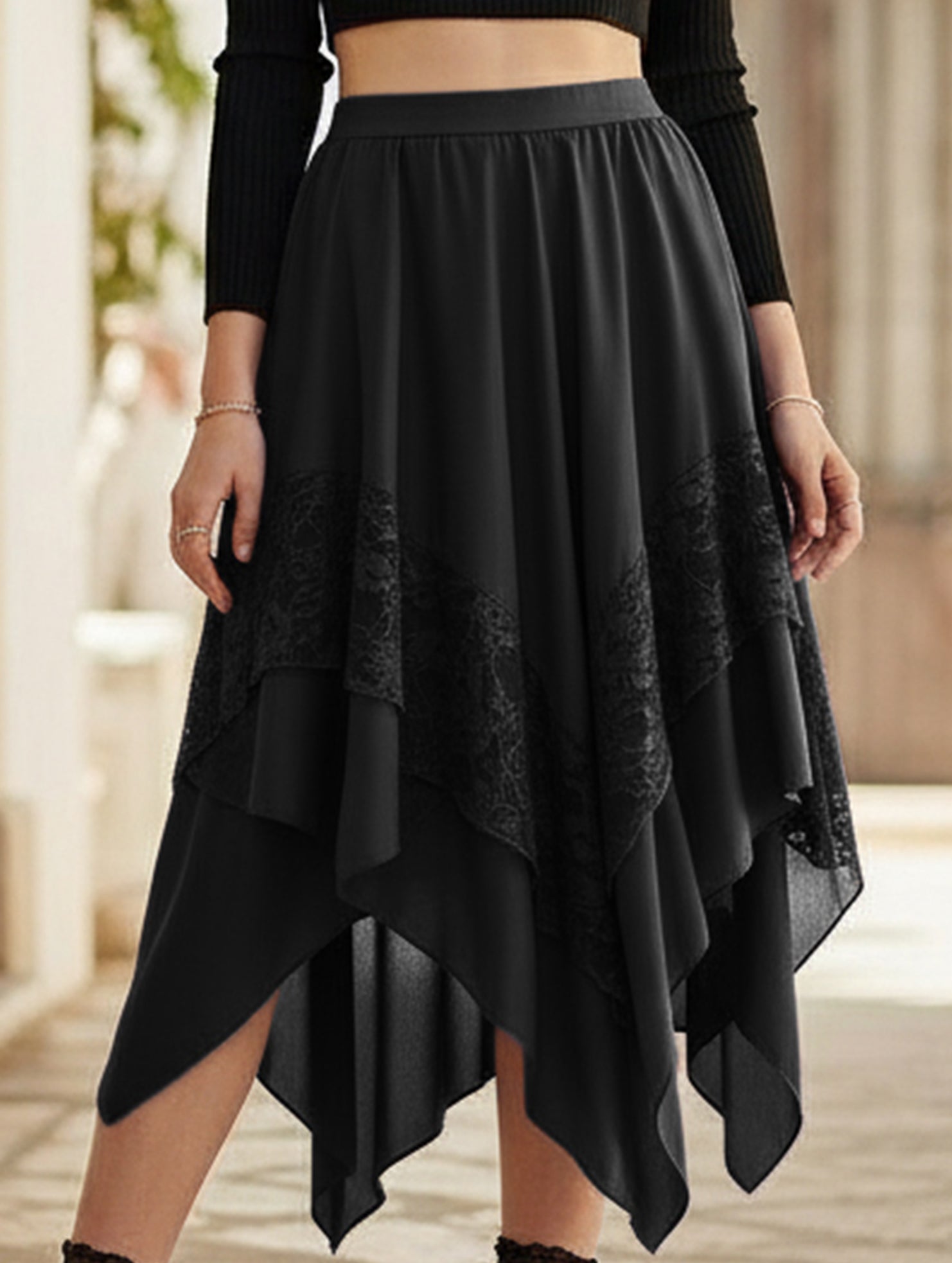 Asymmetric Pinlace skirt