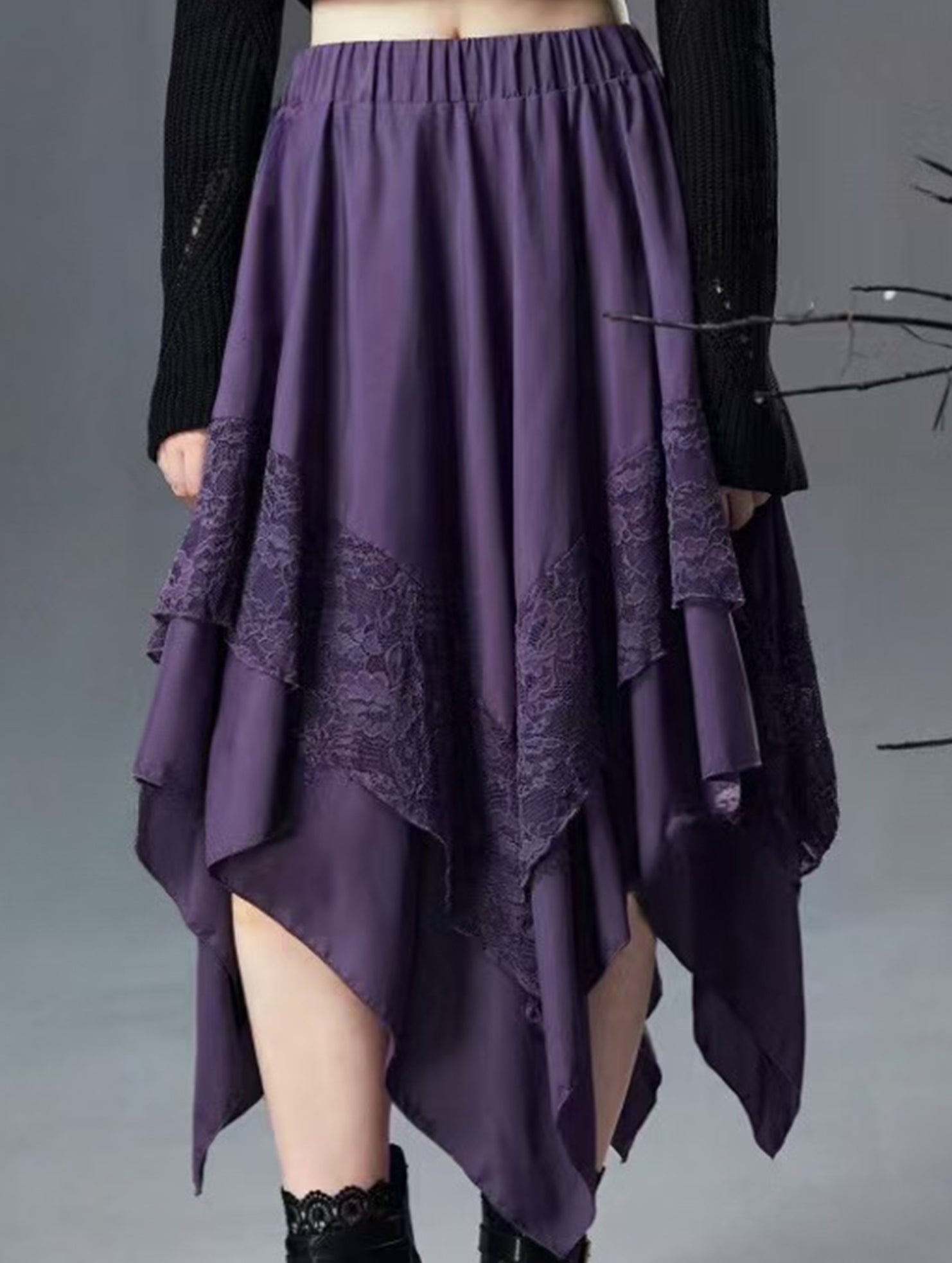Asymmetric Pinlace skirt