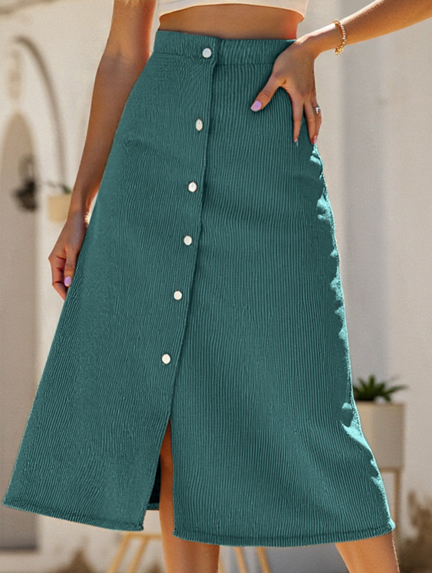 Single-breasted high-waisted corduroy midi skirt