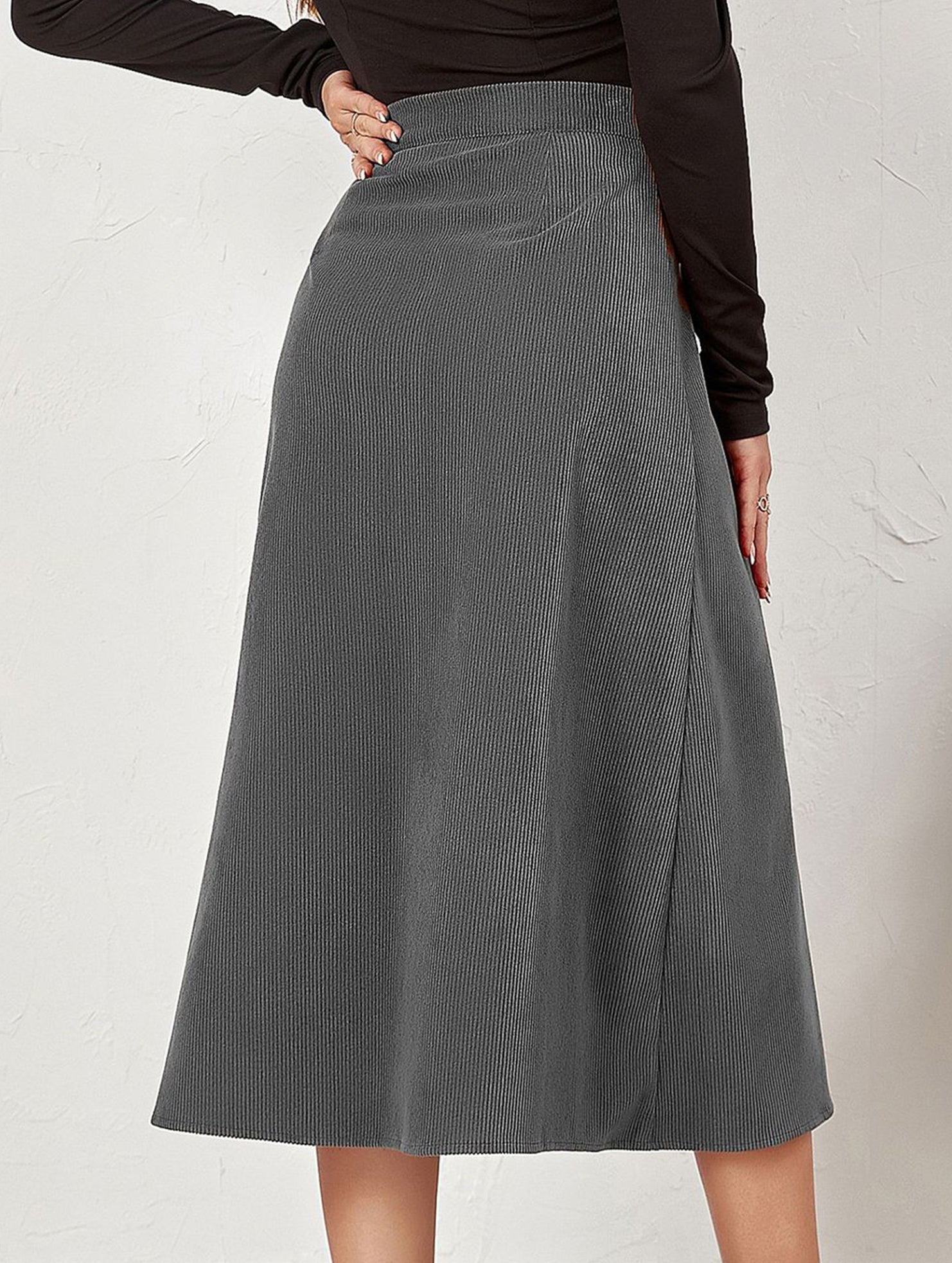 Single-breasted high-waisted corduroy midi skirt