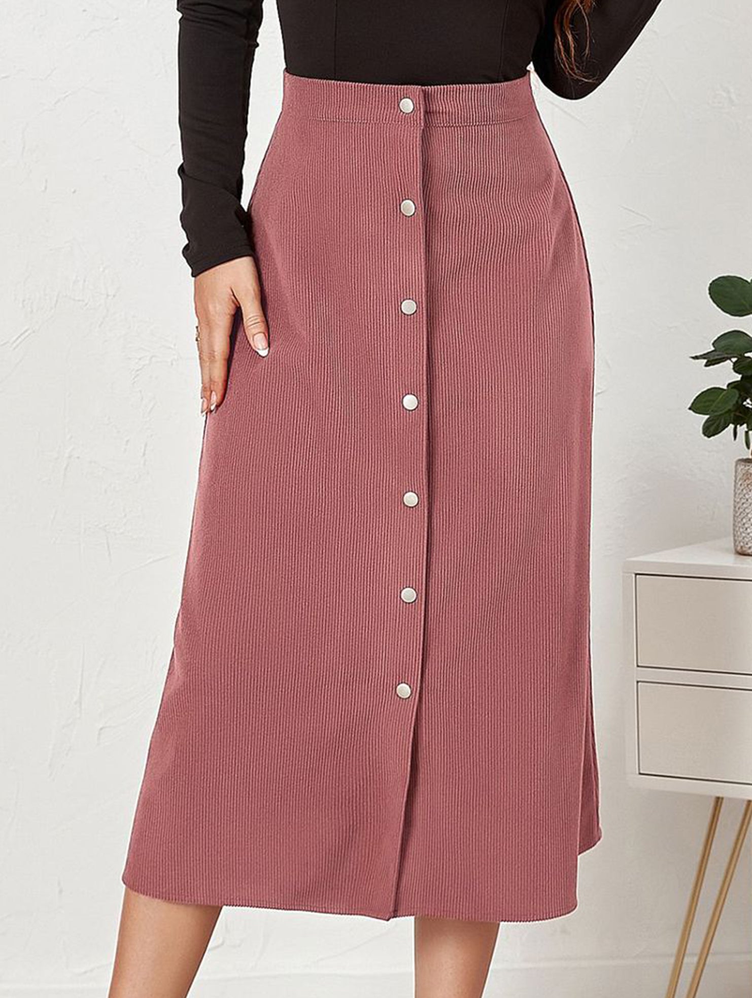 Single-breasted high-waisted corduroy midi skirt