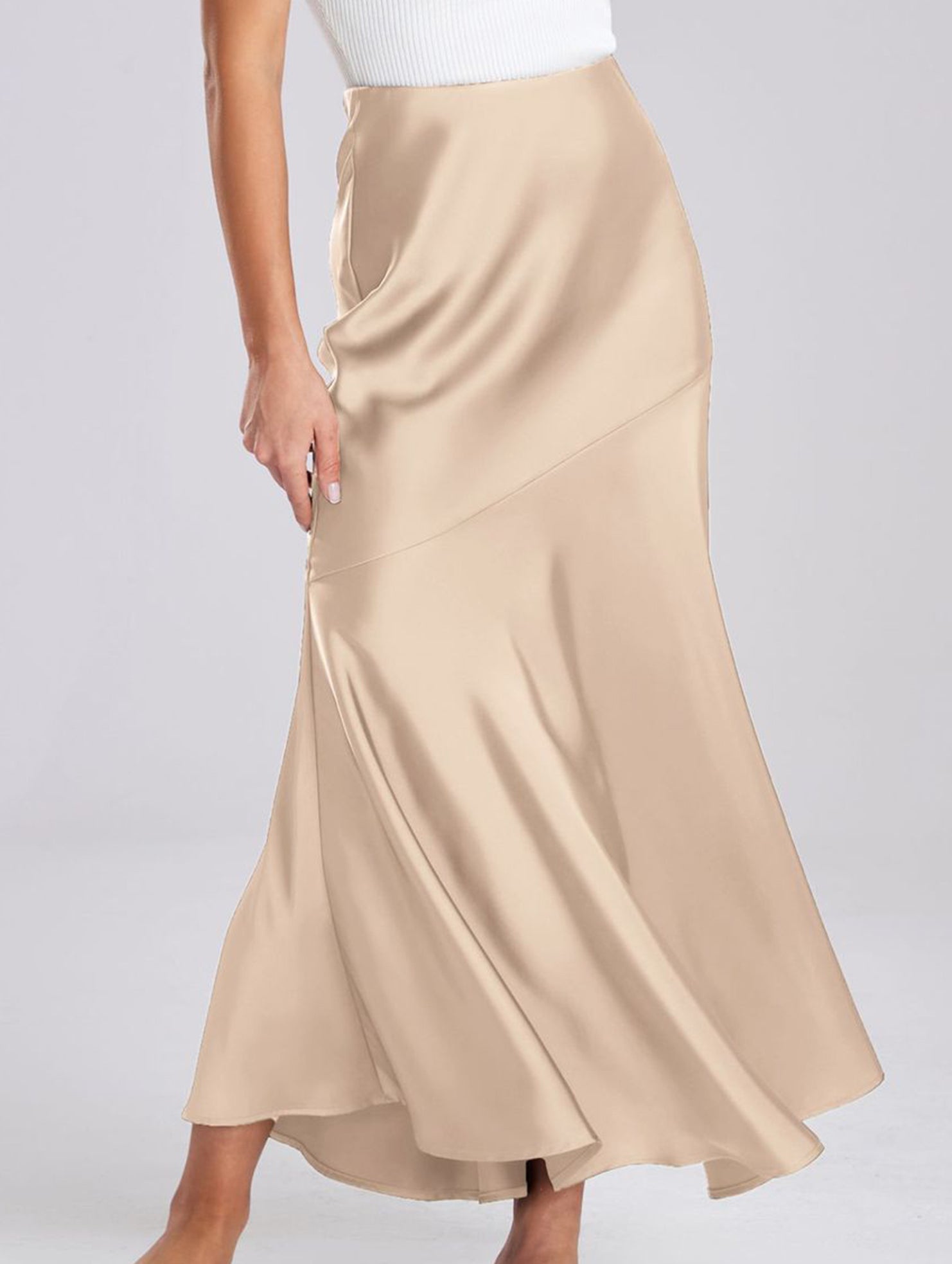 Slim-fitting high-waisted elastic midi skirt