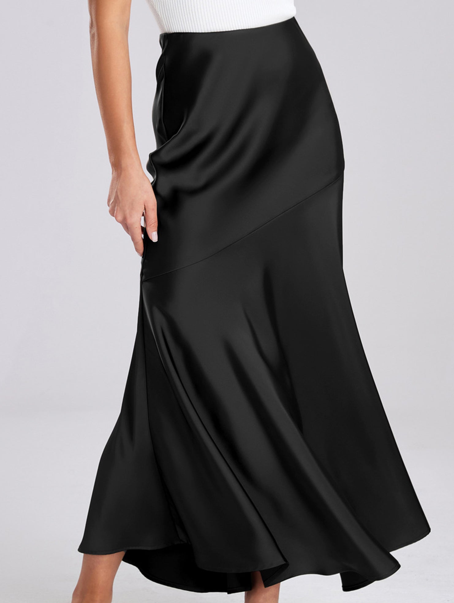 Slim-fitting high-waisted elastic midi skirt