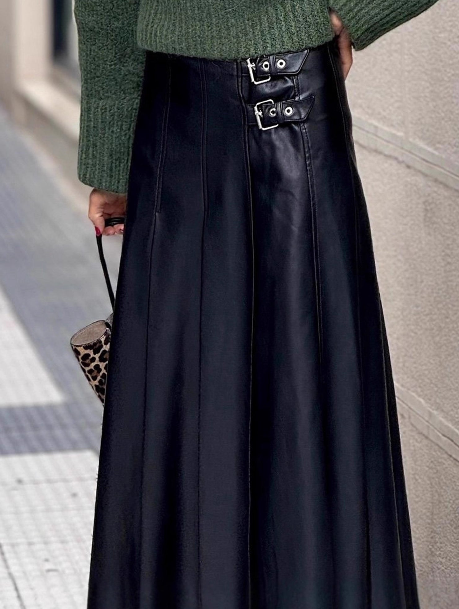 PU Leather Ruched A Line Skirt_CWBLS00850