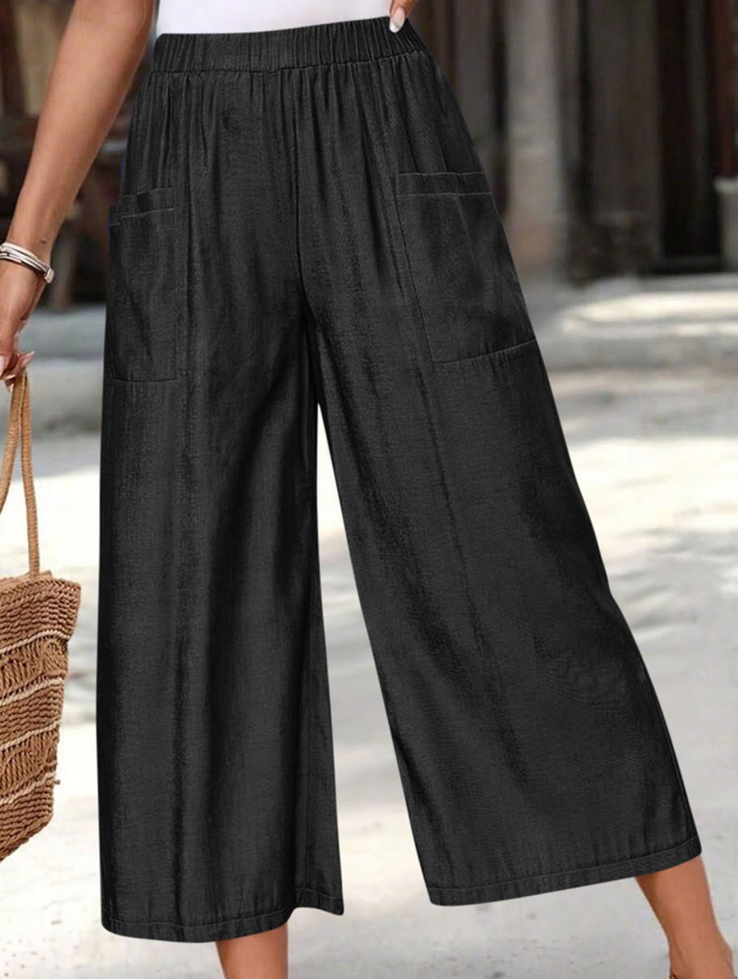 Pocket Wide Leg Capri Pants