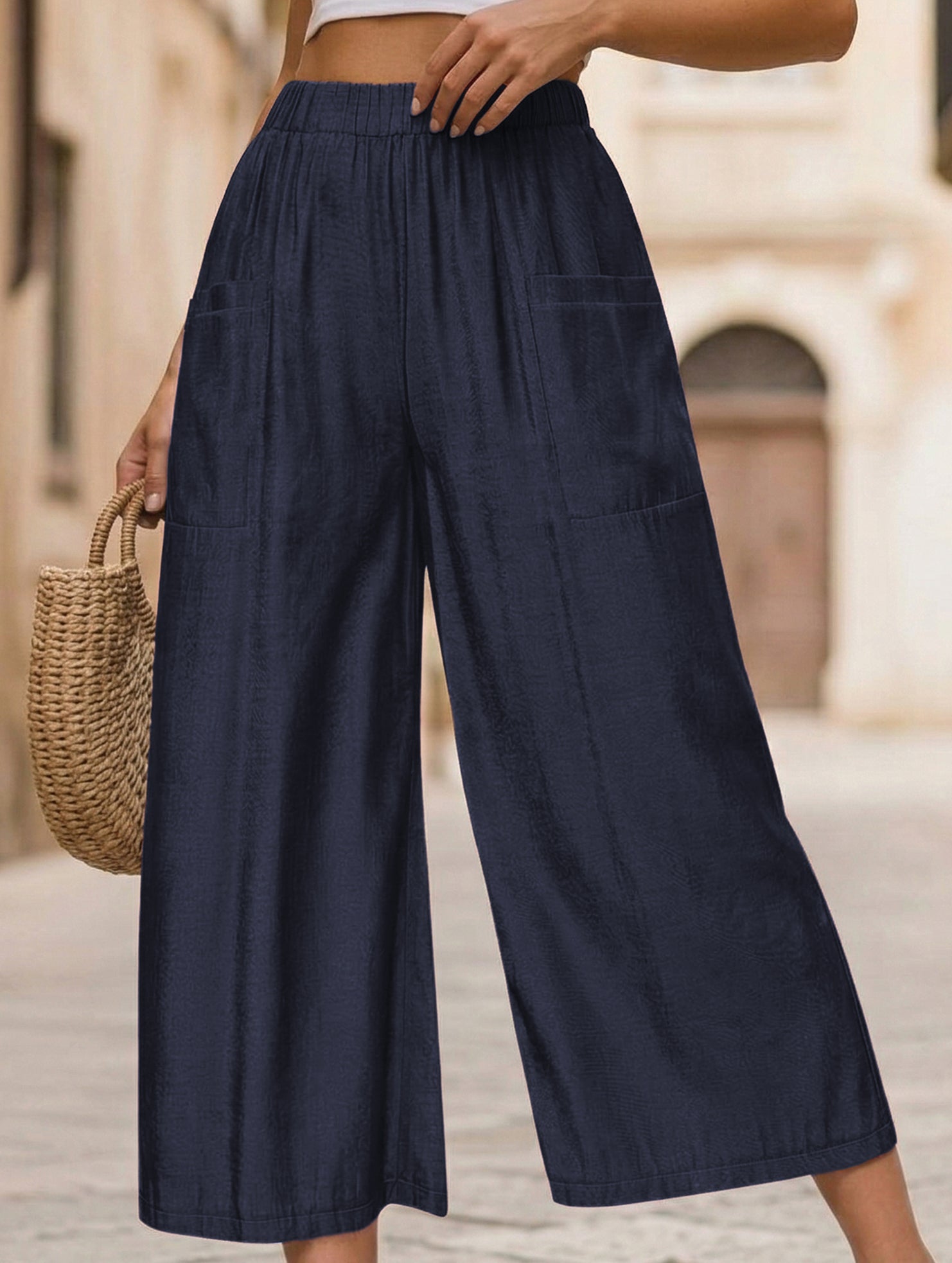 Pocket Wide Leg Capri Pants