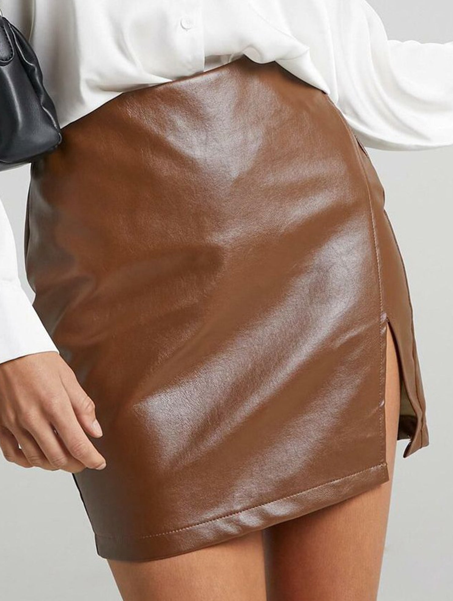 Retro leather slit mini skirt