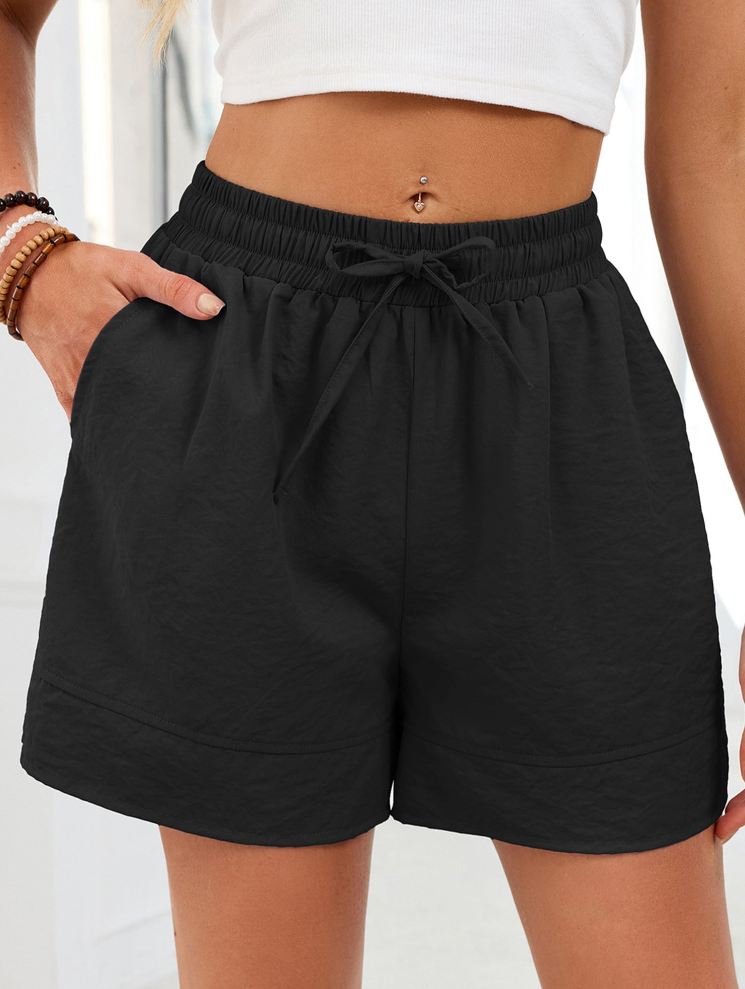 Women's drawstring elastic waist loose shorts
