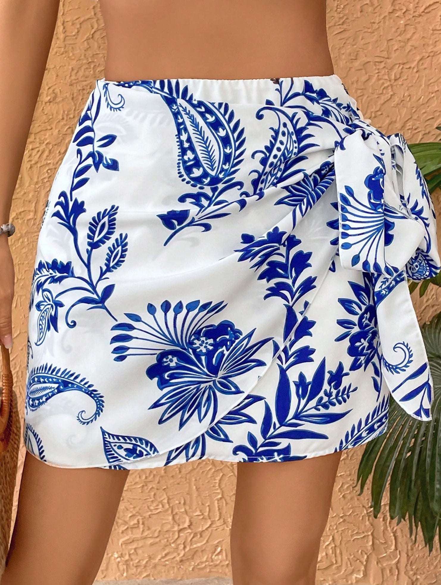 Print Bow Tie Flowy Mini Skirt