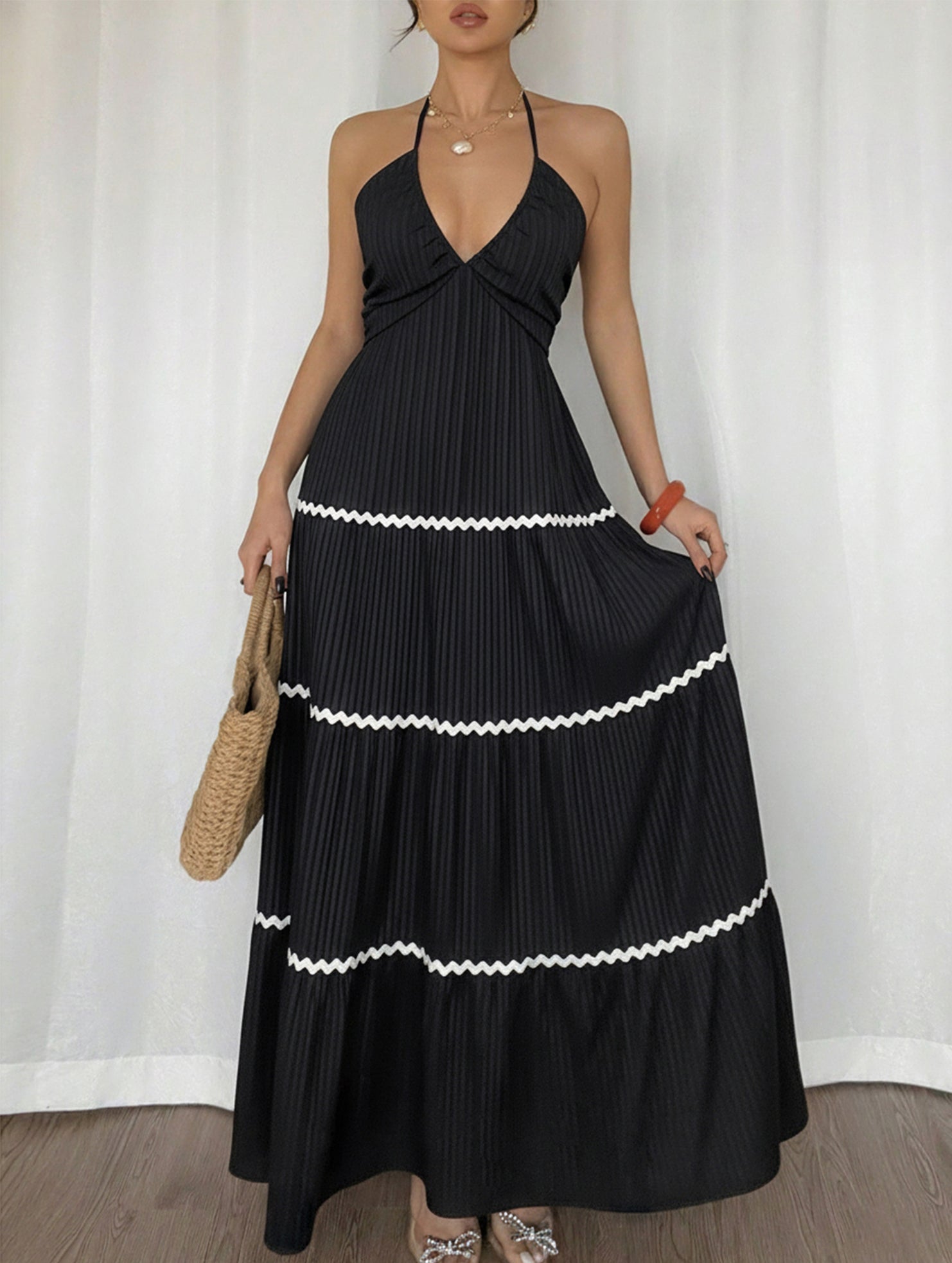 Color Block Halter V Neck Tiered Dress