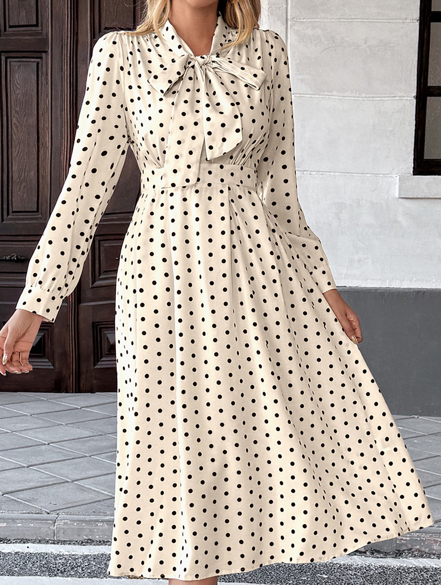 Retro style bow collar long sleeve polka dot dress