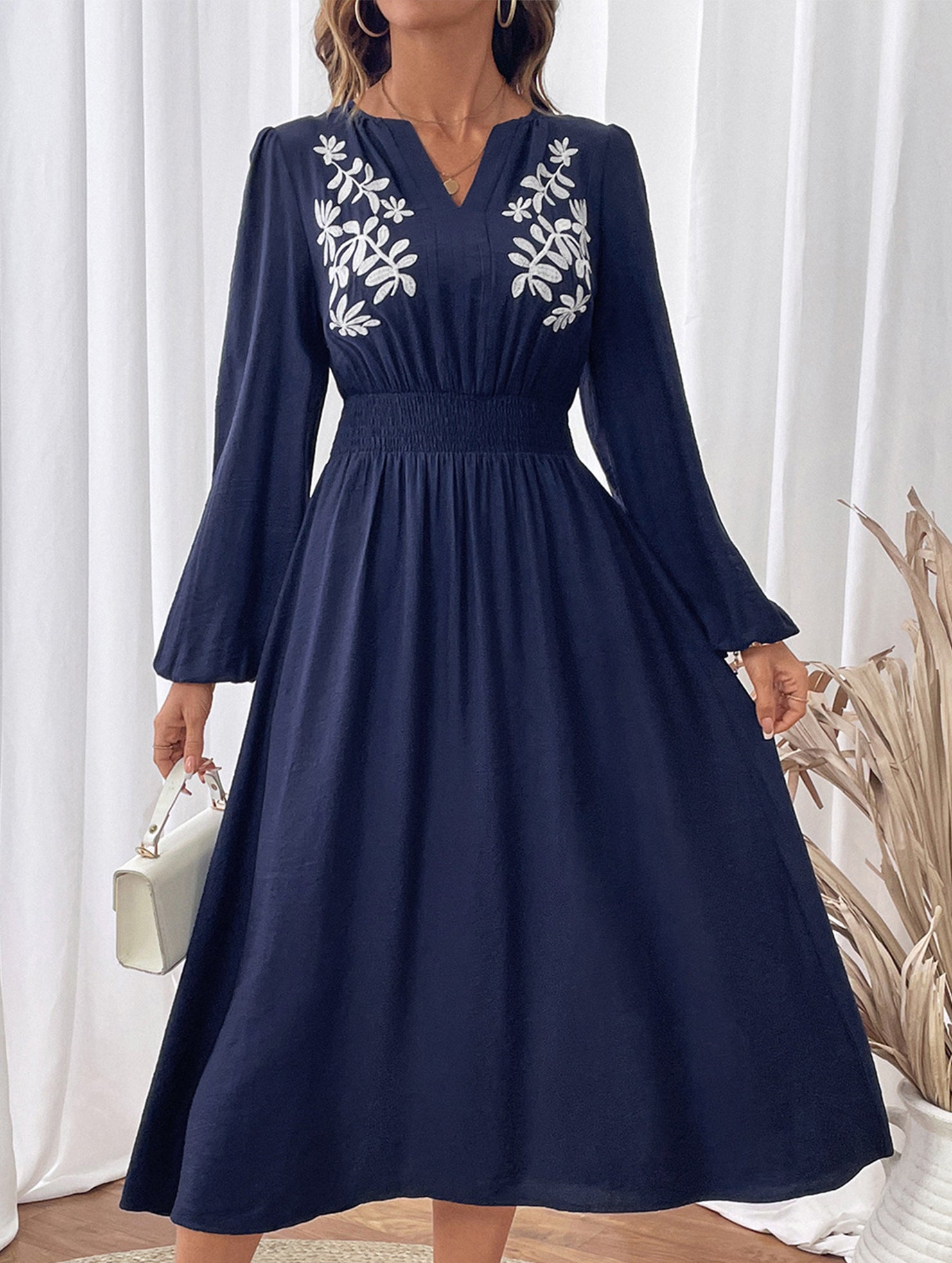 Waist V-neck blue embroidered dress