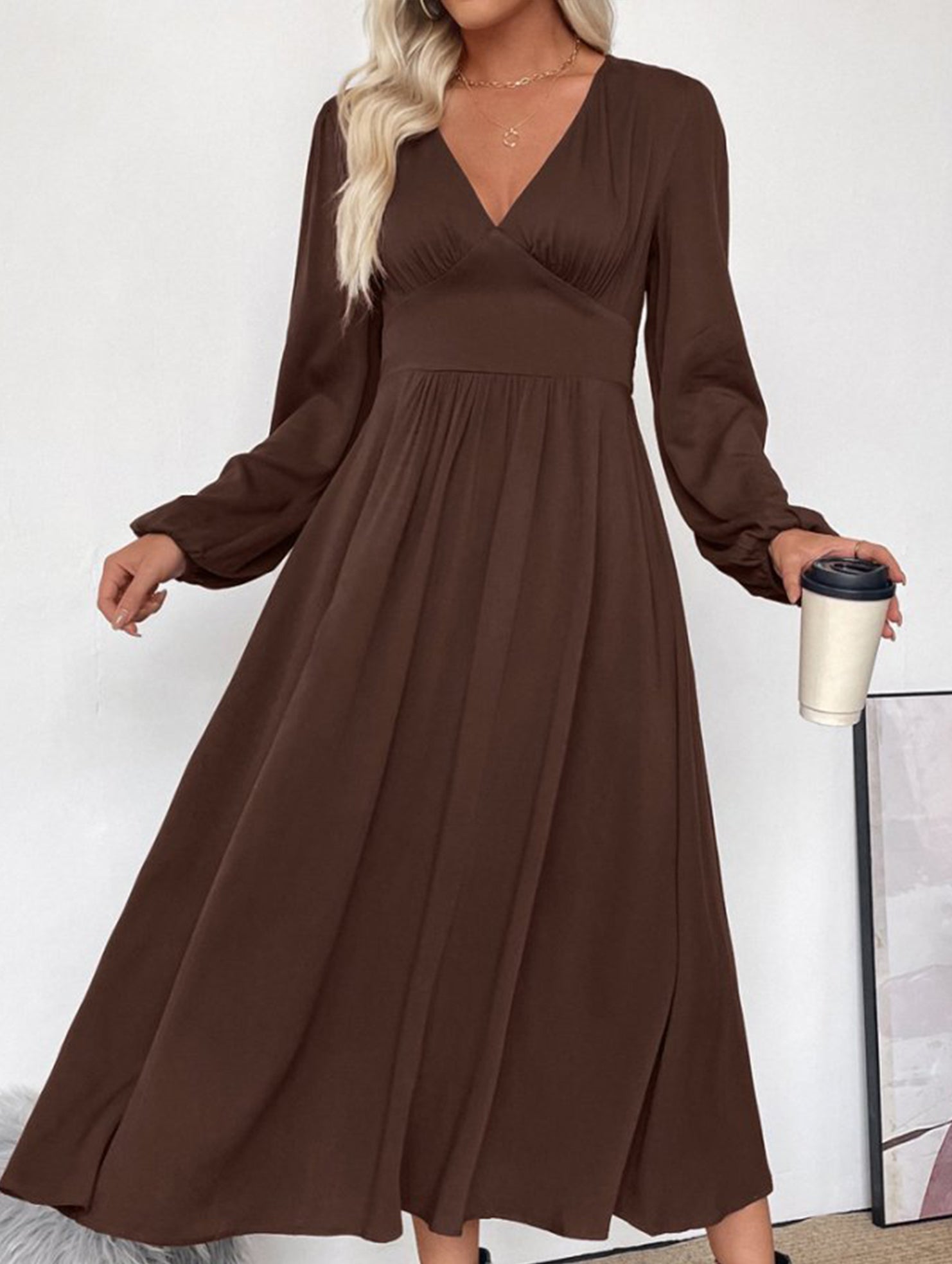 Solid color V-neck long-sleeved brown dress