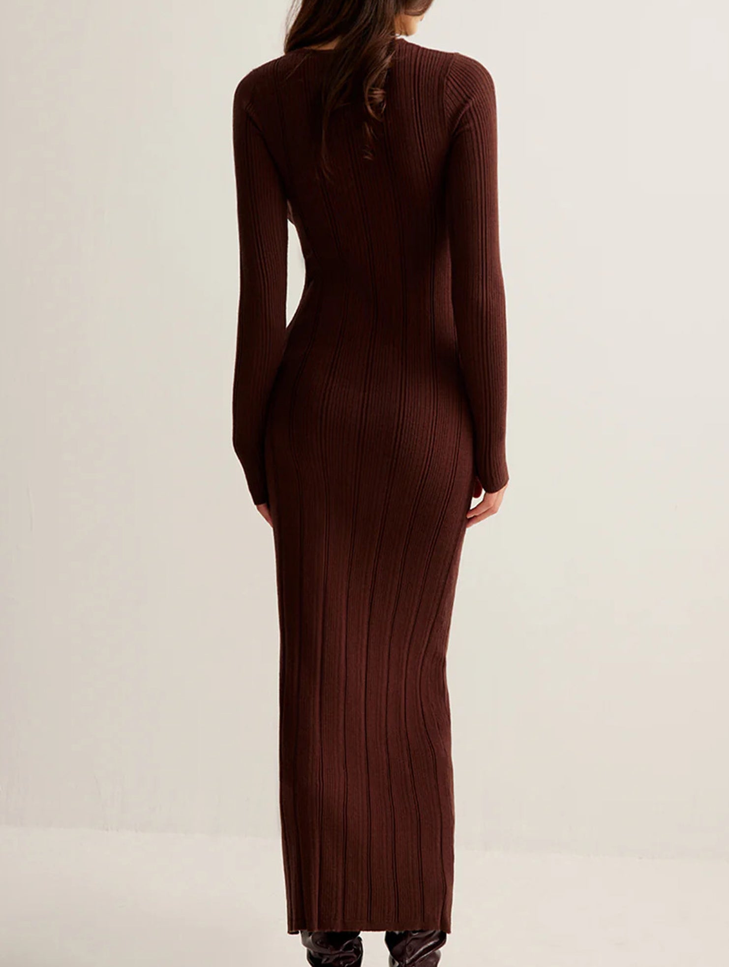 Retro solid color V-neck slim knit dress