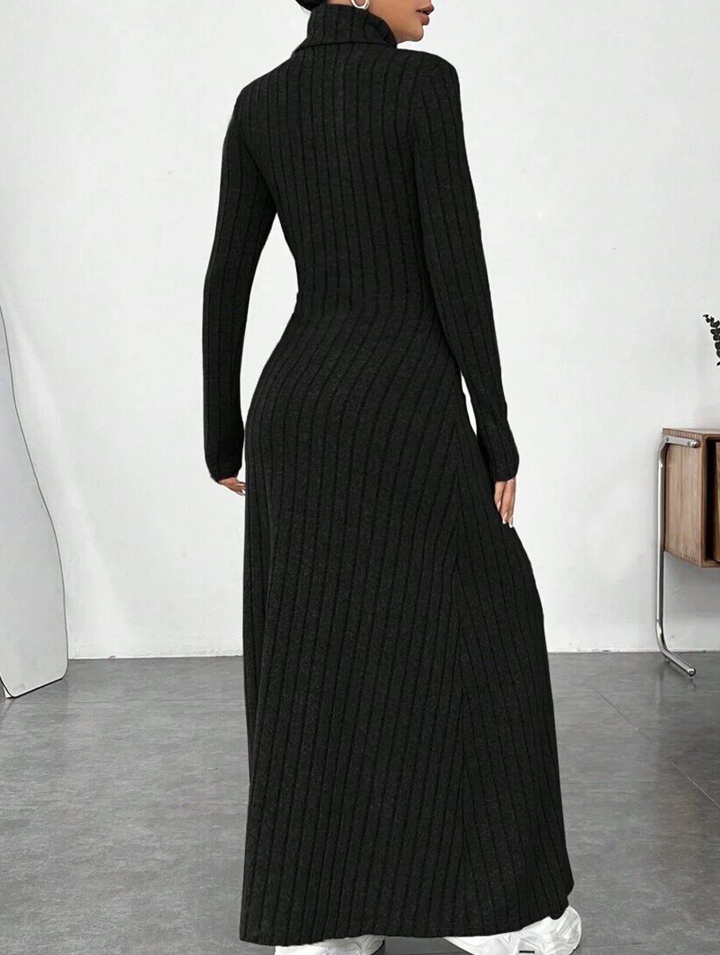 Solid color ribbed brushed long-sleeved dress