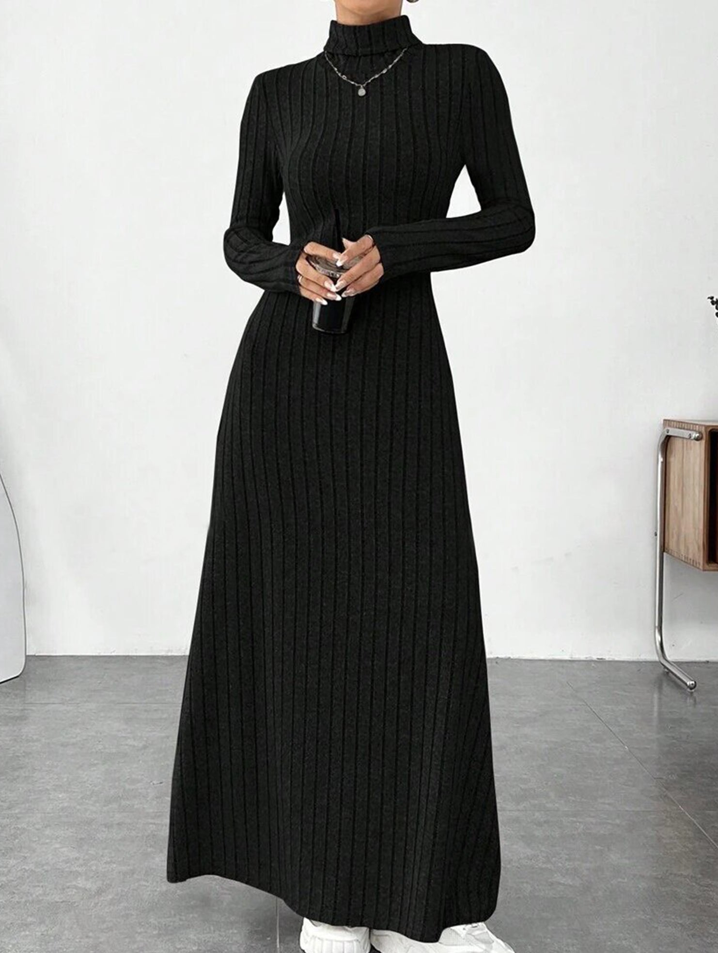 Solid color ribbed brushed long-sleeved dress