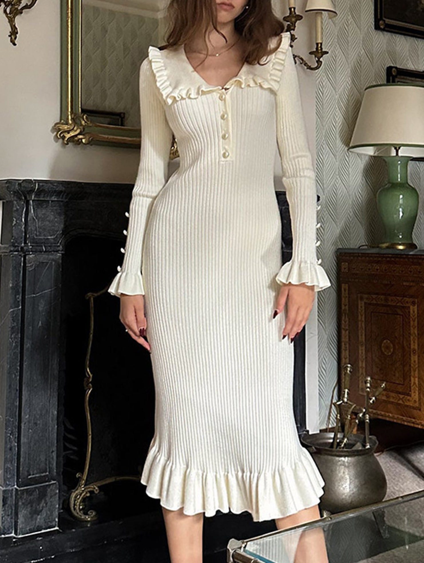 Retro ruffled knit dress