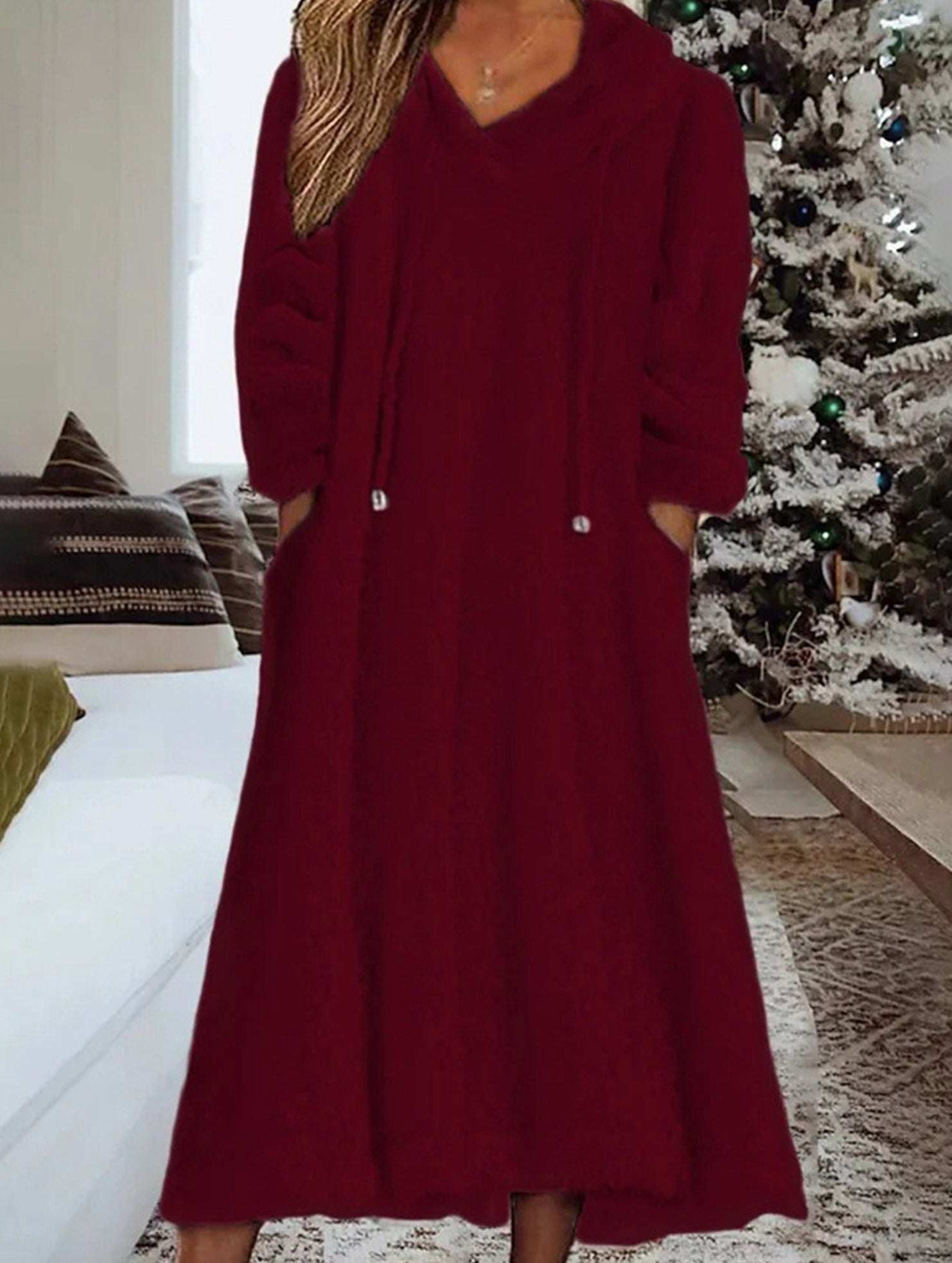 Loose-fitting hooded long-sleeved dress
