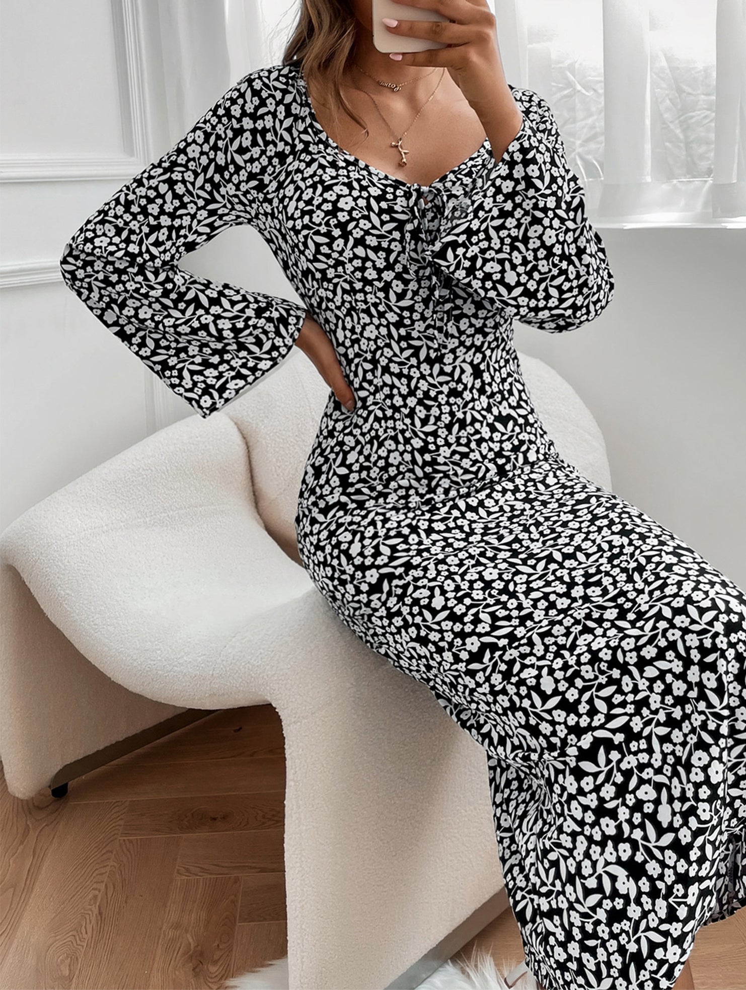 Retro square neckline fitted waist floral dress