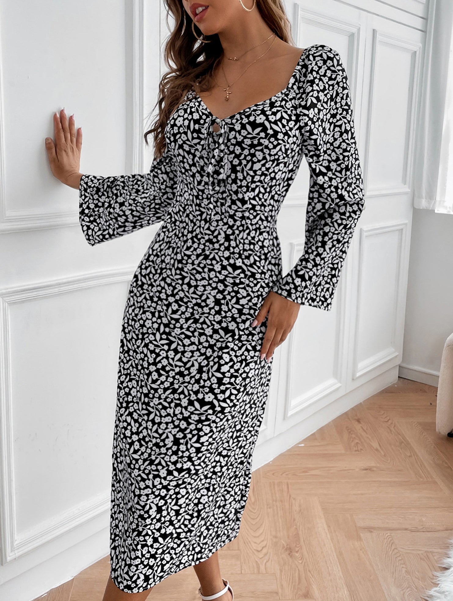 Retro square neckline fitted waist floral dress