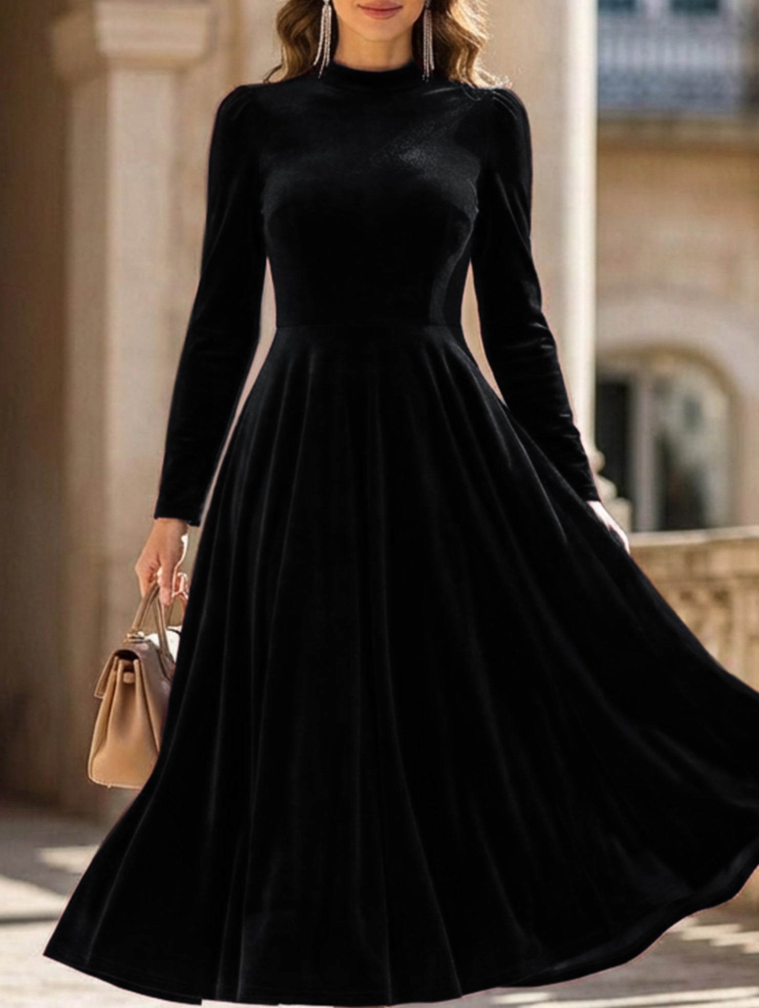 New velvet round neck long-sleeved dress